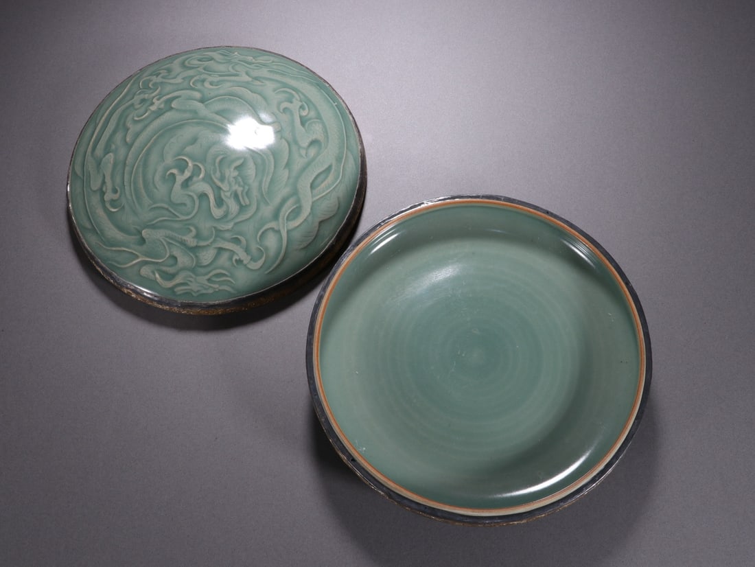 Longquan Ware Carved Dragon Pattern Porcelain Lid Box - 9