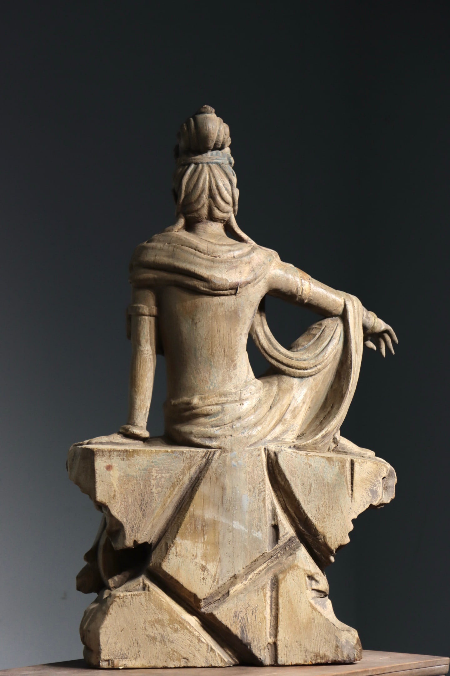 Wood Avalokitesvara Figure - 6