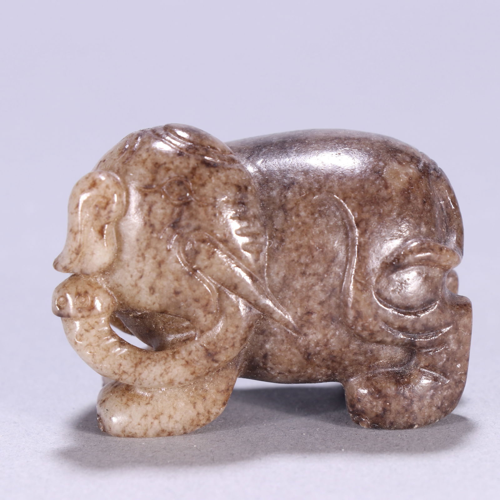 Jade Carved Elephant Shape Ornament - 2