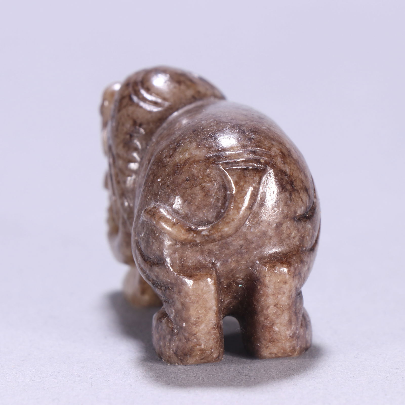 Jade Carved Elephant Shape Ornament - 3