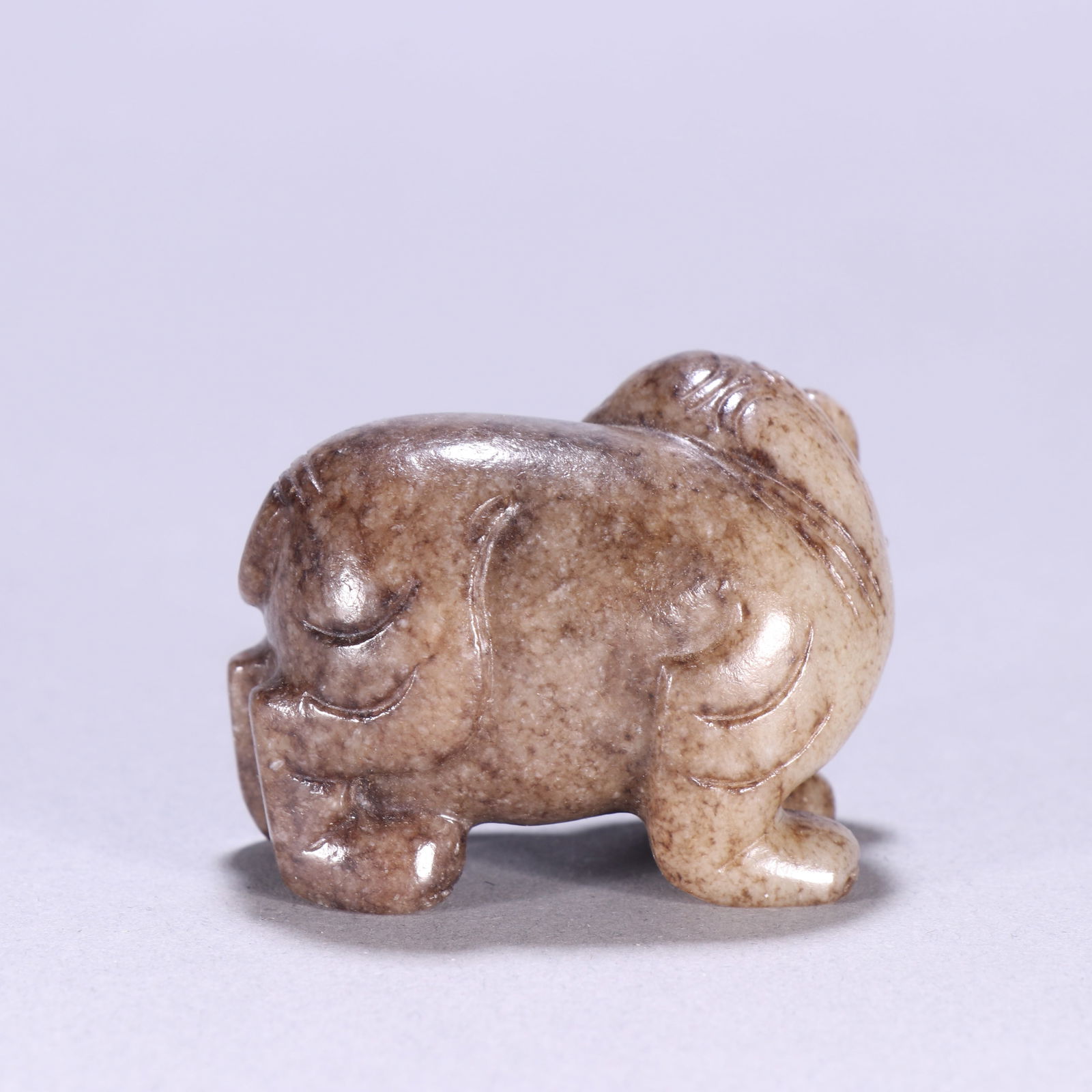 Jade Carved Elephant Shape Ornament - 4