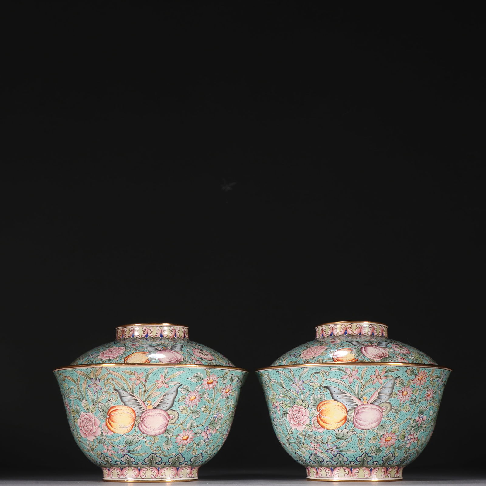 Pair of Bronze Enamel Blue Base Flower and Peach Pattern Lid Cup: Pair of Bronze Enamel Blue Base Flower and Peach Pattern Lid Cup (8.5 x 11cm)