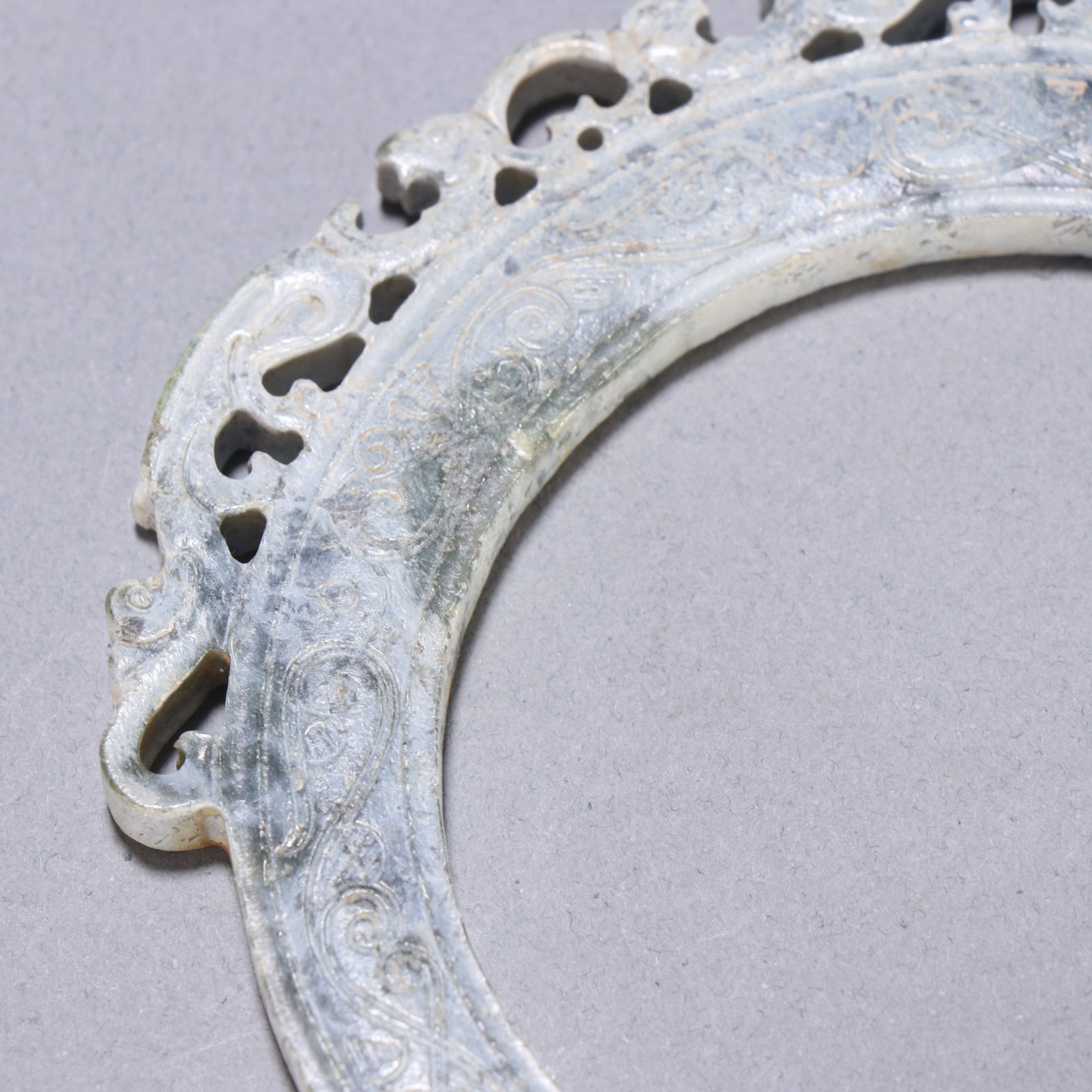 Jade Carved Dragon Pattern Yuan - 7