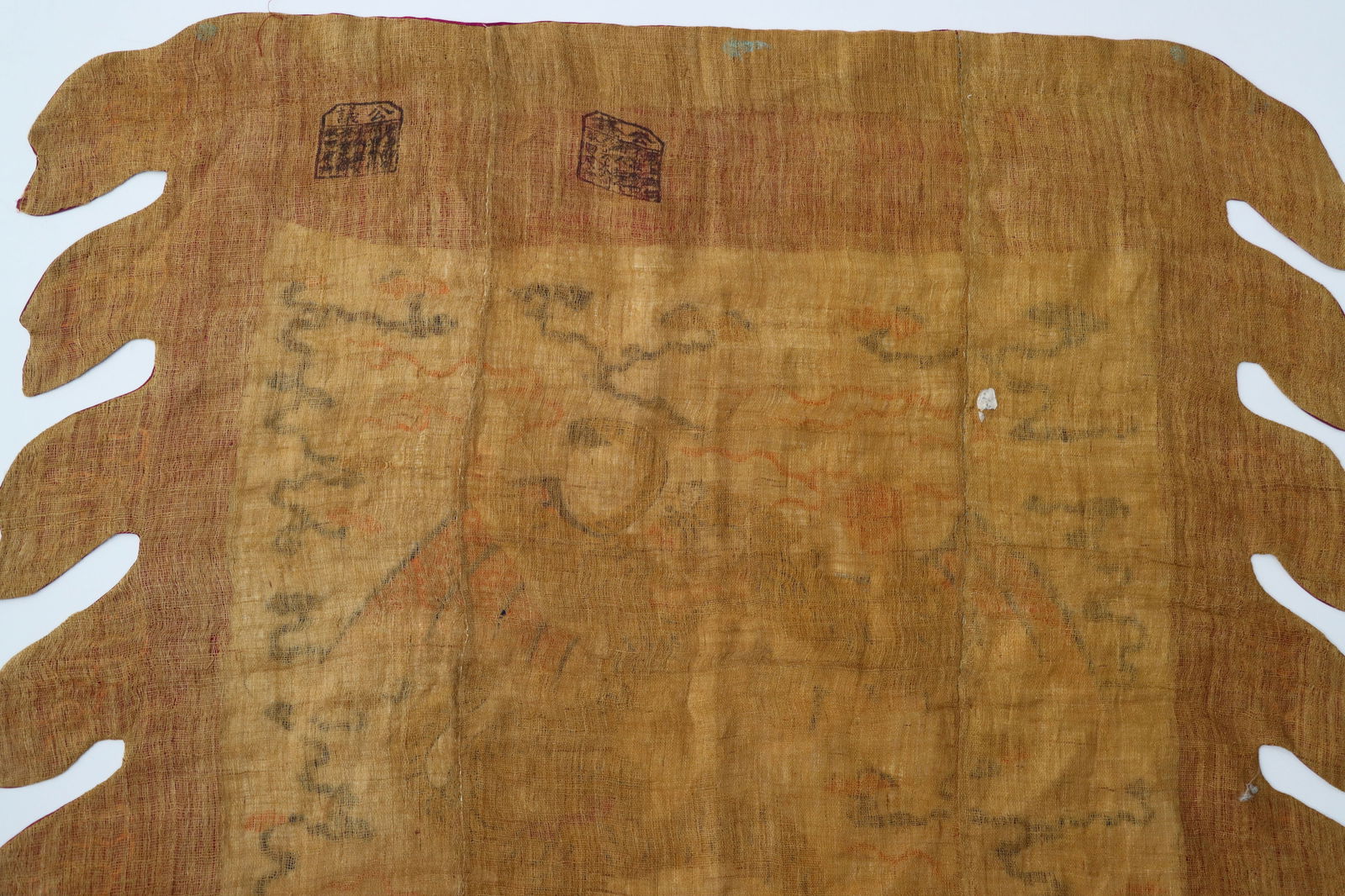 Silk Beast Pattern Embroidery - 16