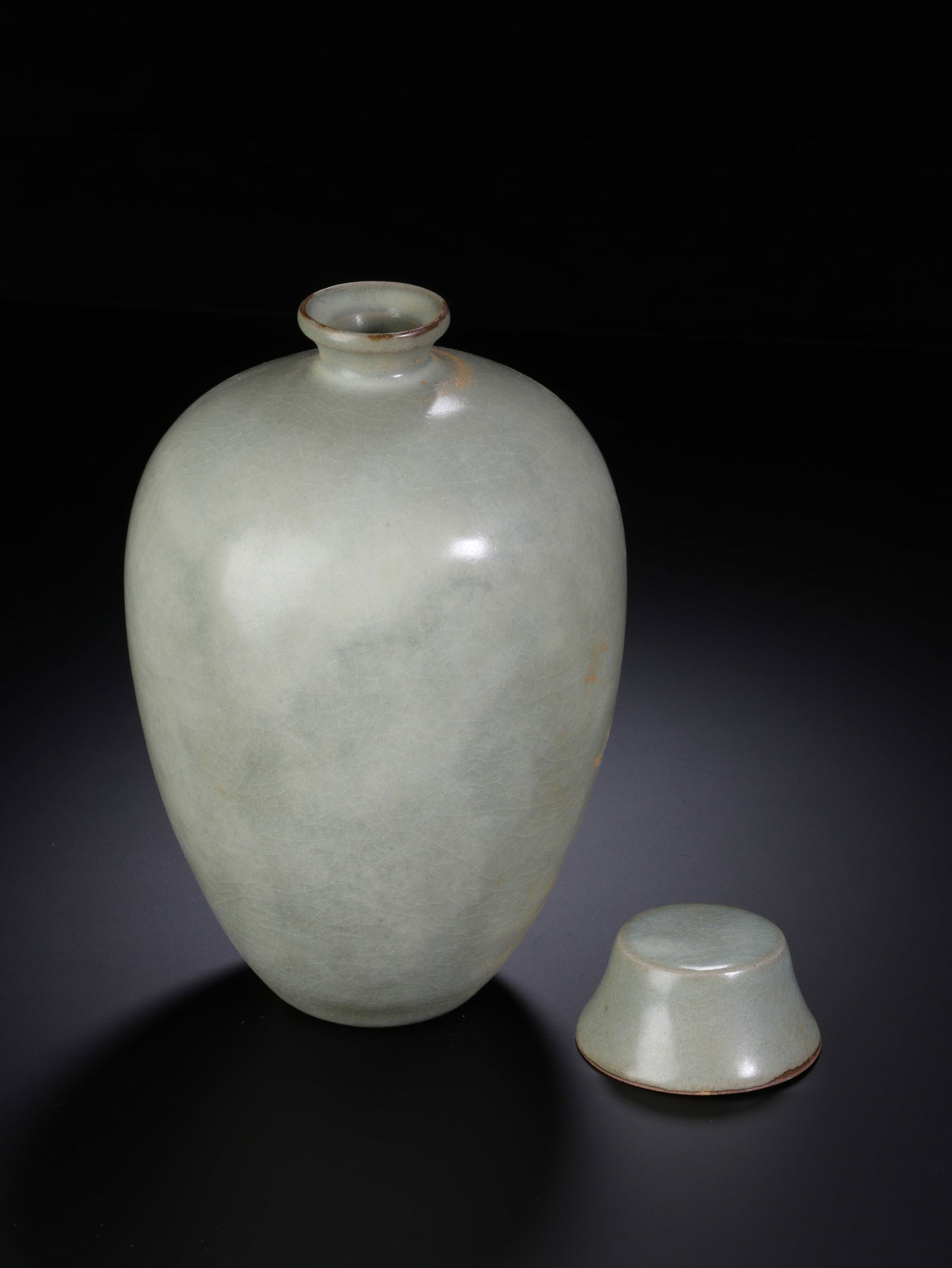 Guan Ware Porcelain Vase - 4