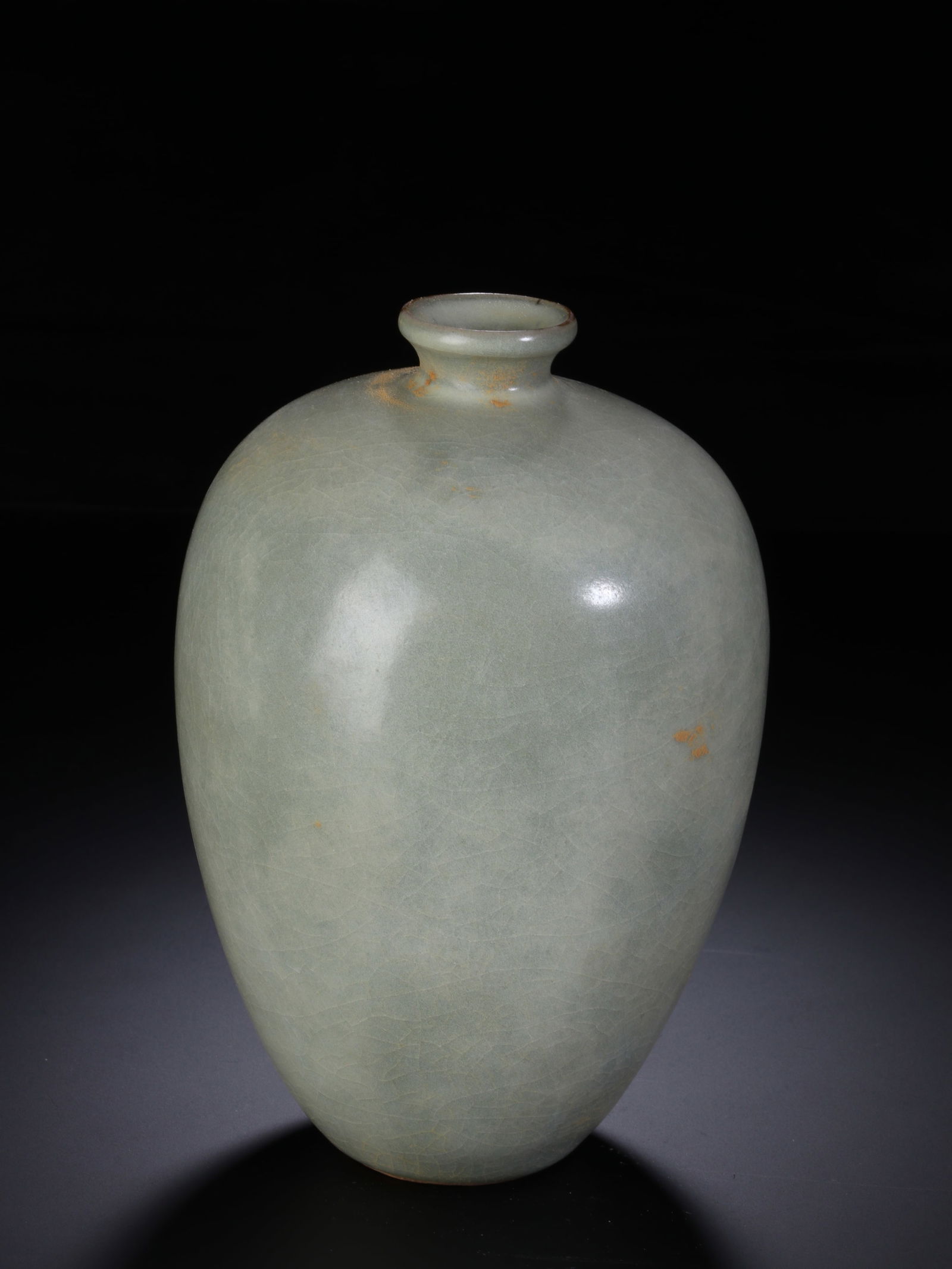 Guan Ware Porcelain Vase - 7