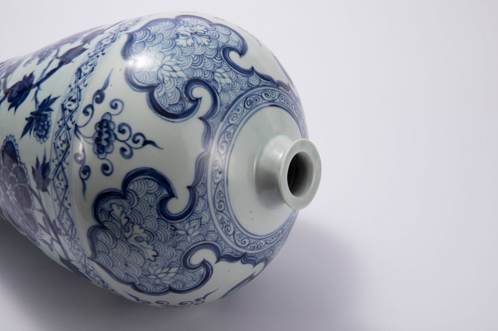 Blue and White Flower Pattern Porcelain Vase - 6
