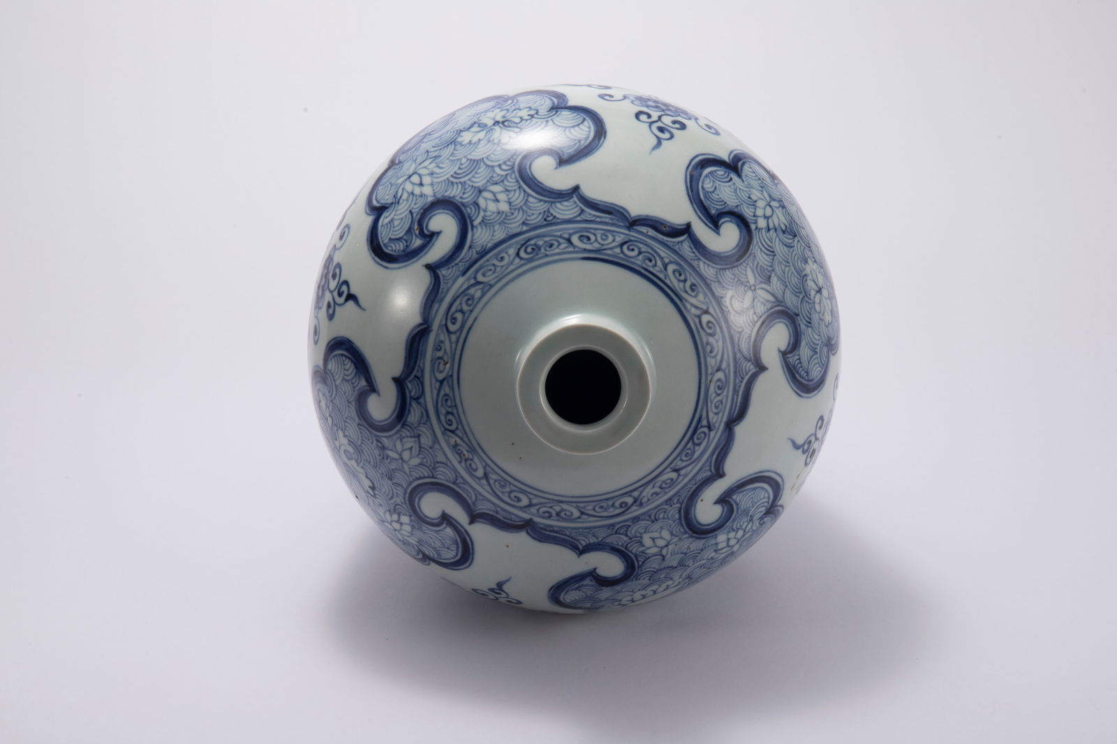 Blue and White Flower Pattern Porcelain Vase - 8