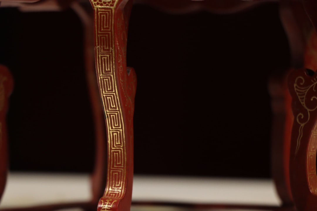 Lacquerware Gold Drawing Flower and Dragon Pattern Circle Table - 4