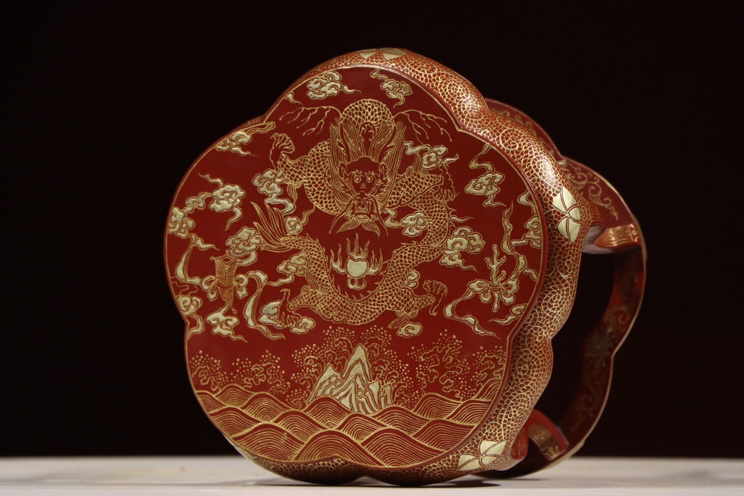 Lacquerware Gold Drawing Flower and Dragon Pattern Circle Table - 5