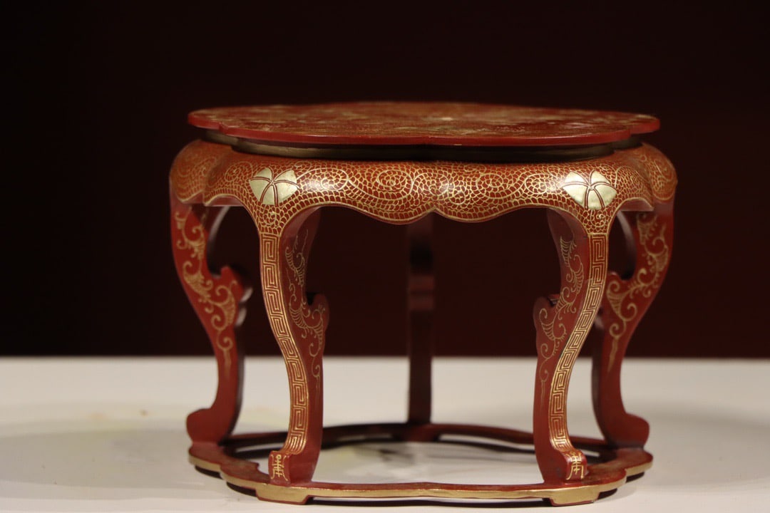Lacquerware Gold Drawing Flower and Dragon Pattern Circle Table - 6