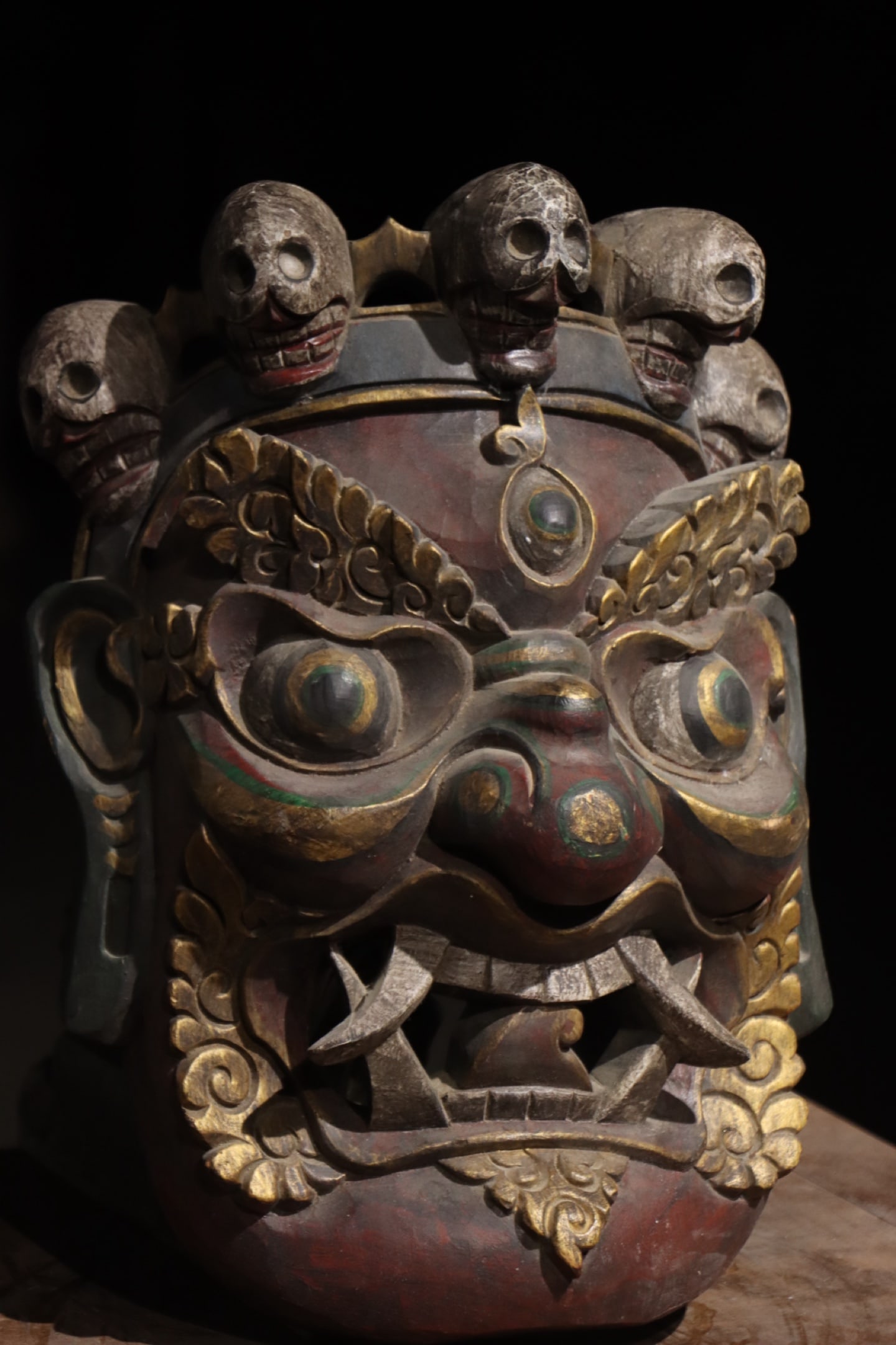 Wood Colour Painted Buddha Pattern Mask - 4