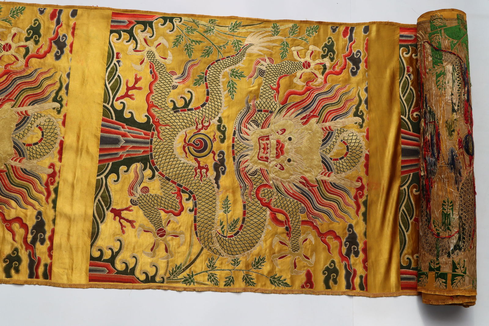 Silk Dragon Pattern Embroidery - 2