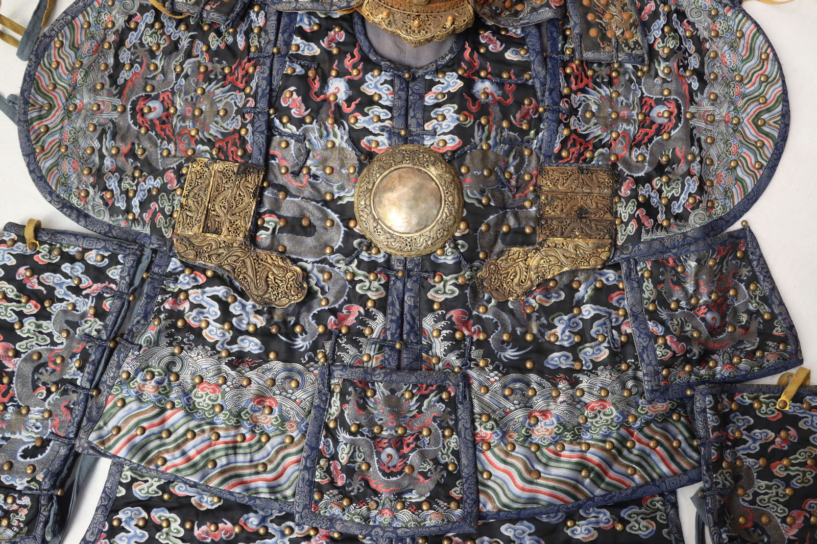 Silk Embroidery Dragon Pattern Dragon Robe - 3