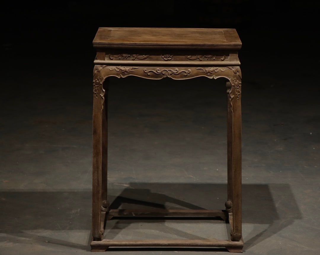 Huanghuali Wood Carved Dragon Pattern Square Table: Huanghuali Wood Carved Dragon Pattern Square Table (60 x 42cm)