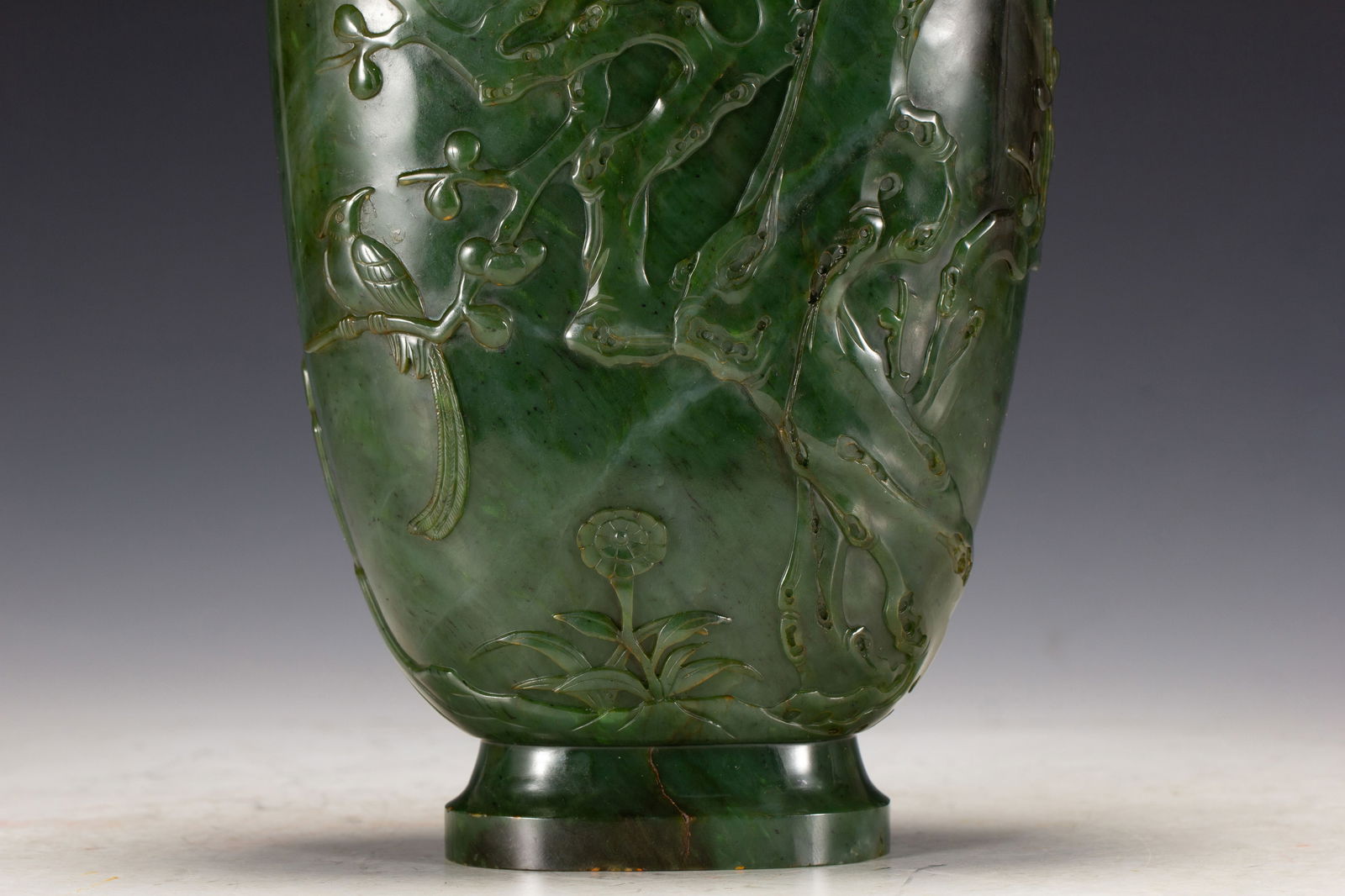Jasper Jade Carved Flower and Bird Pattern Vase - 4