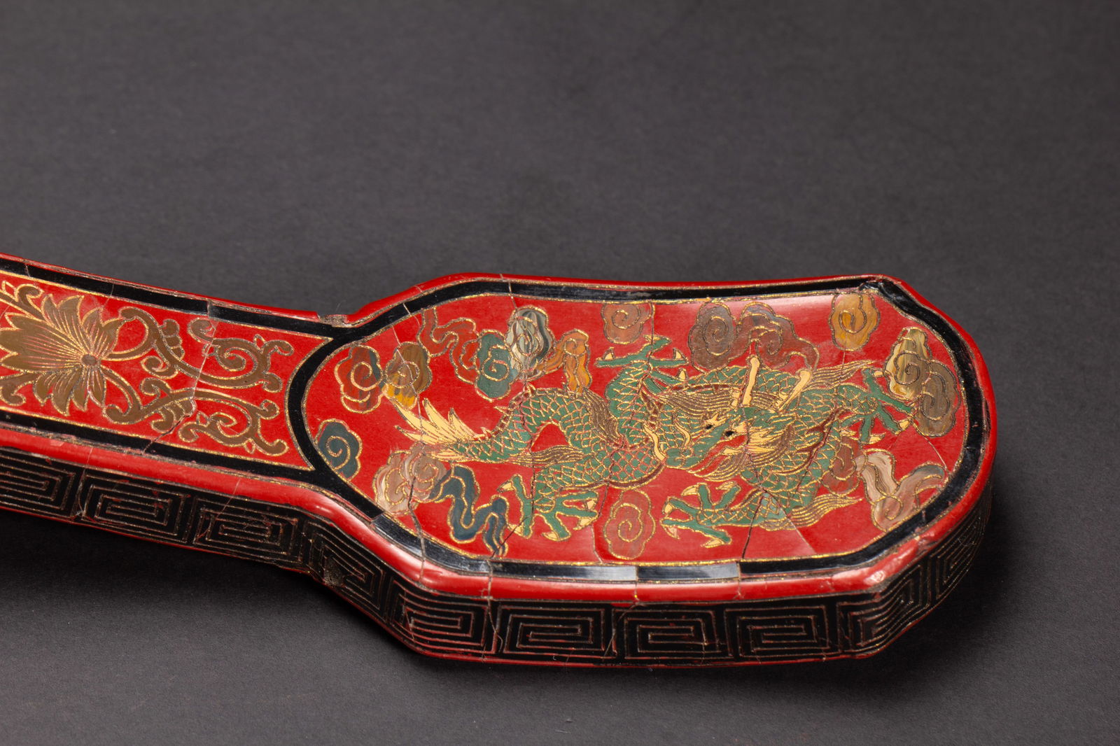Lacquerware Gold Drawing Dragon Pattern RuYi Ornament - 4