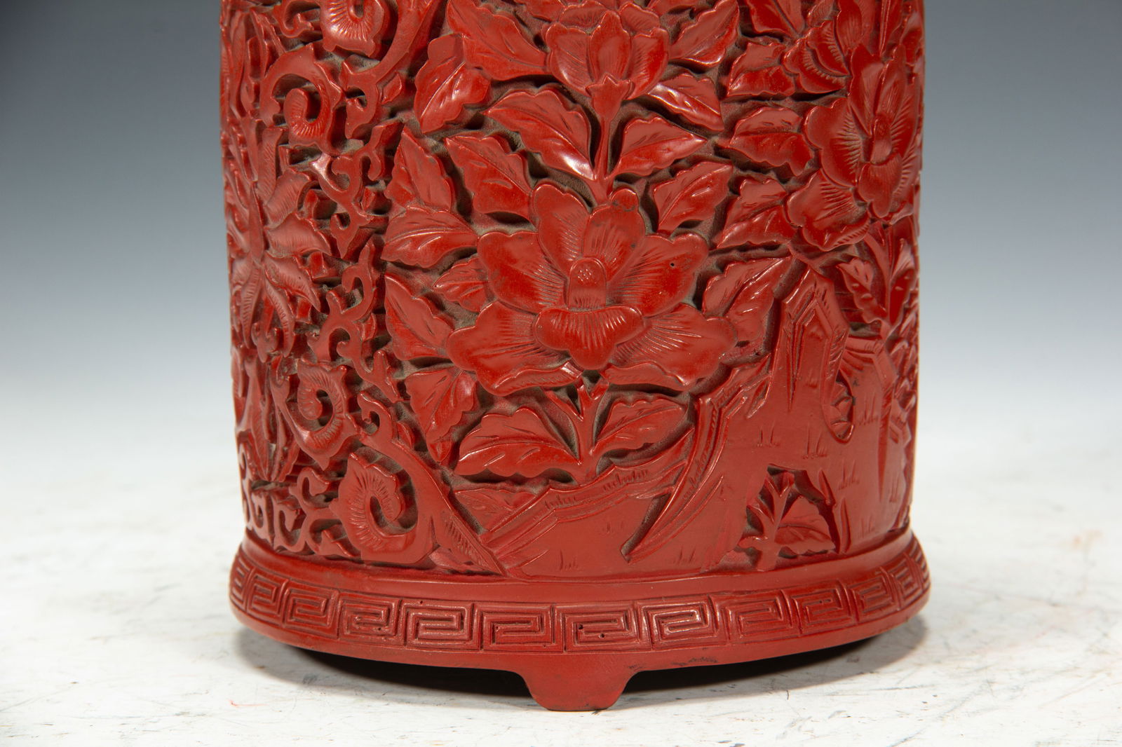 Lacquerware Red Carved Flower Pattern Brush Pot - 3