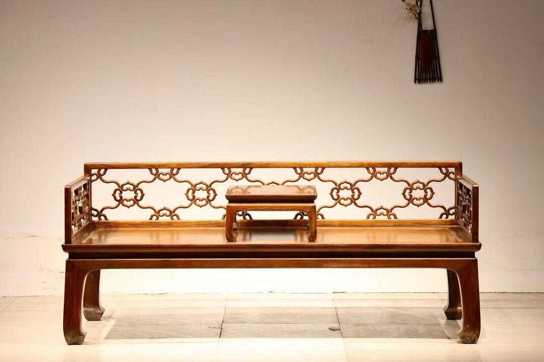 Huanghuali Wood Carved Cloud Pattern Arhat Bed: Huanghuali Wood Carved Cloud Pattern Arhat Bed (200 x 90 x 83cm)