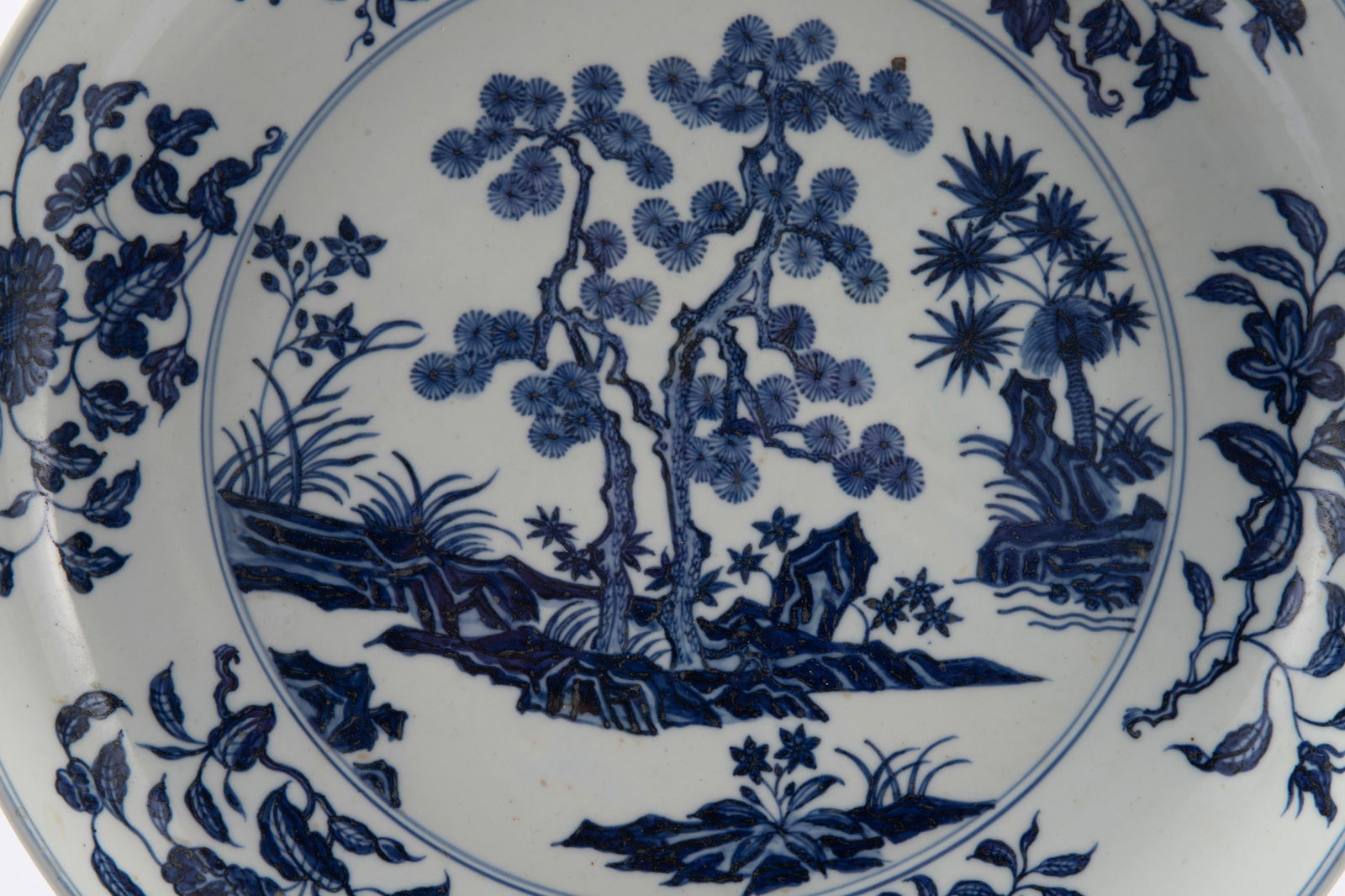 Blue and White Pine Tree Pattern Porcelain Plate - 2
