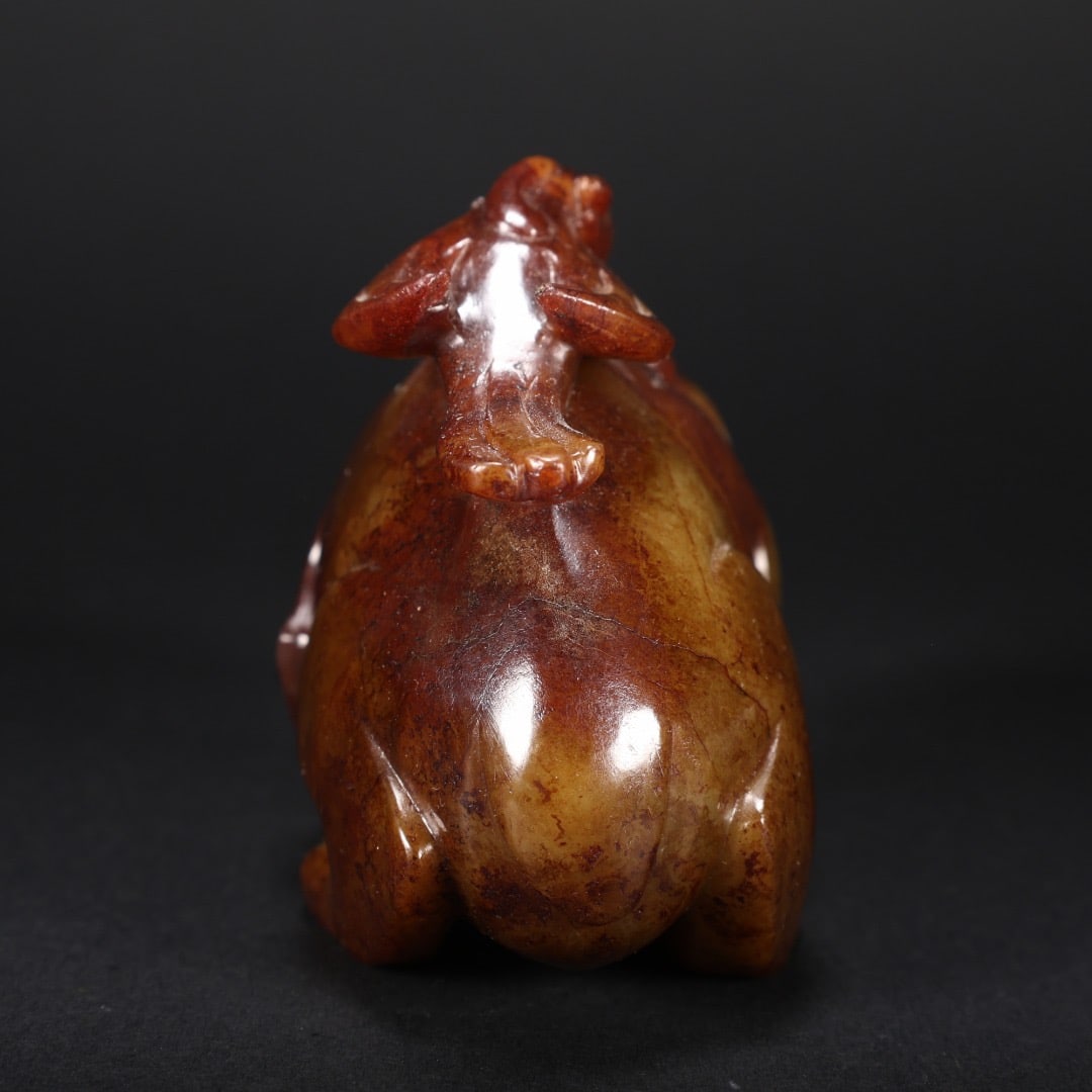 Jade Carved Bear and Eagle Shape Ornament - 4