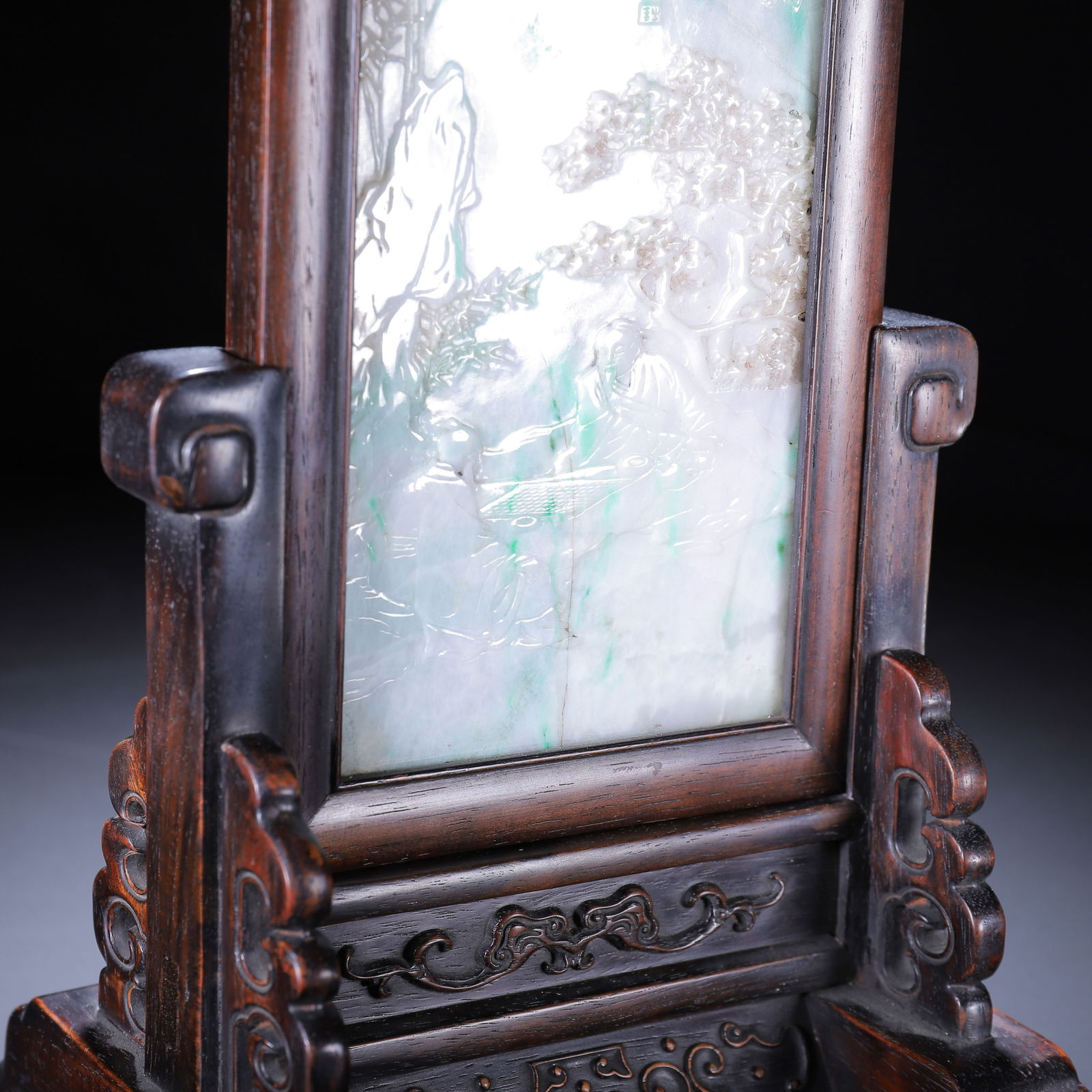 A CHINESE JADEITE TABLE SCREEN WITH LANDSCAPE CARVING - 7