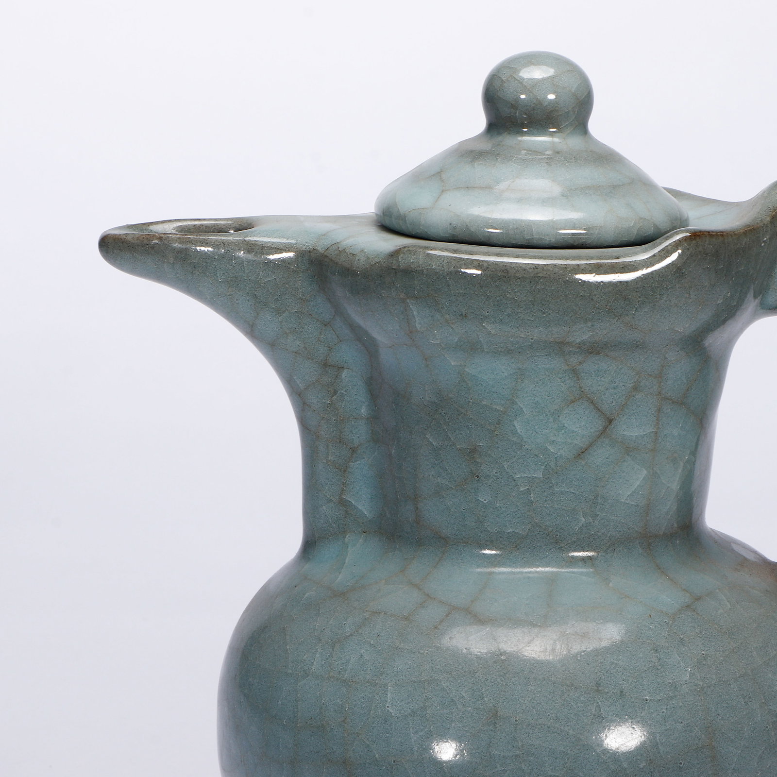 A CHINESE RU WARE MONK'S CAP EWER - 3