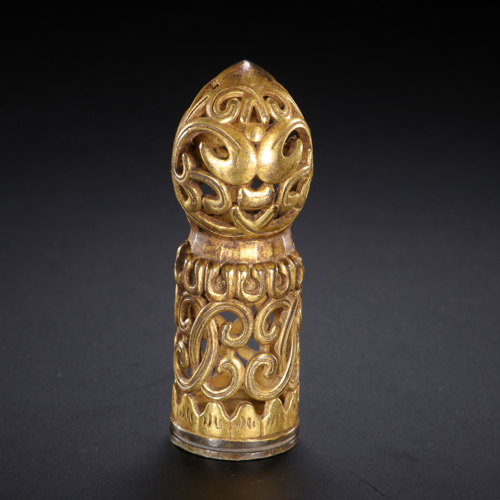 A CHINESE GILT-BRONZE OPENWORK SEAL - 7