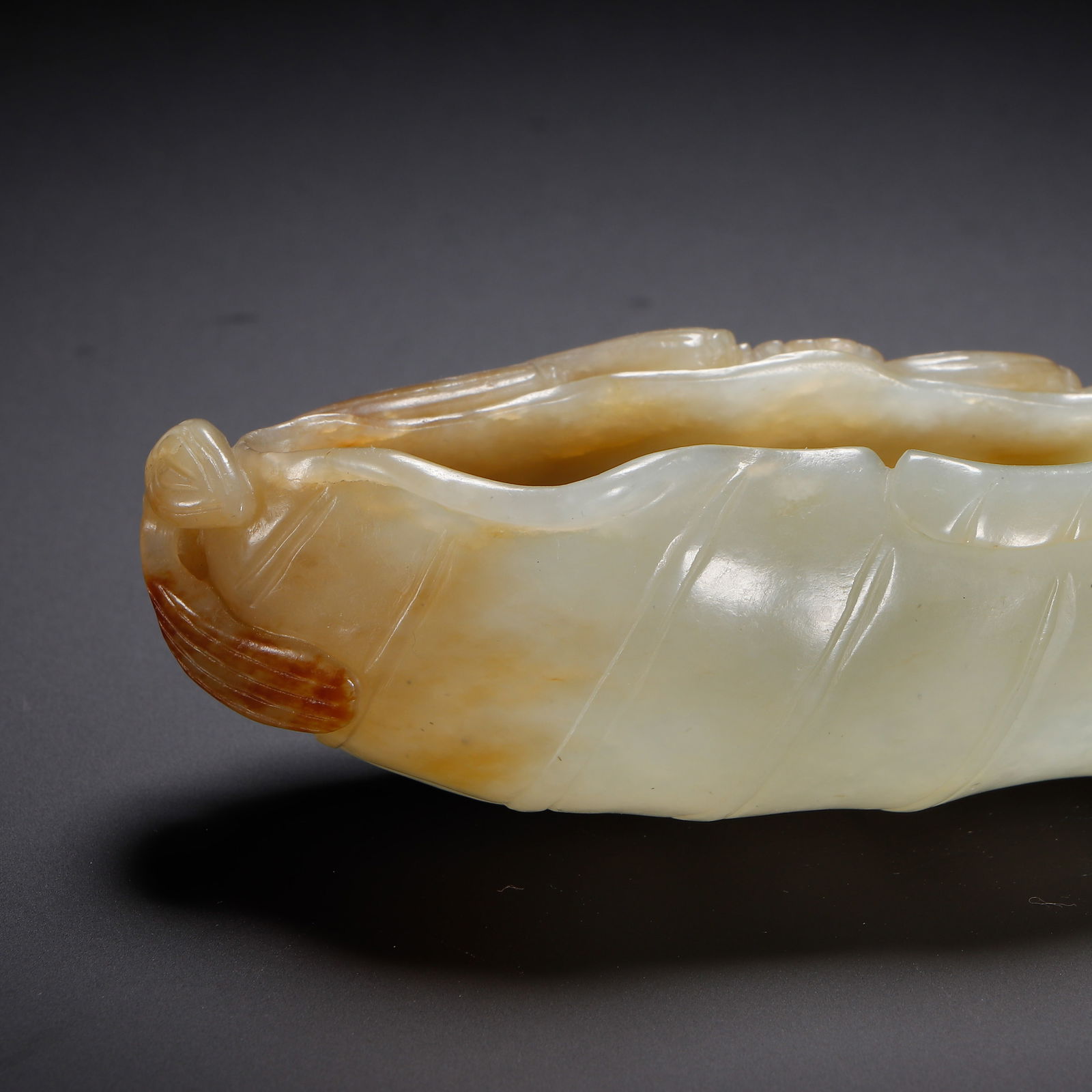 A CHINESE JADE LEAF-SHAPED BRUSH WASHER - 2