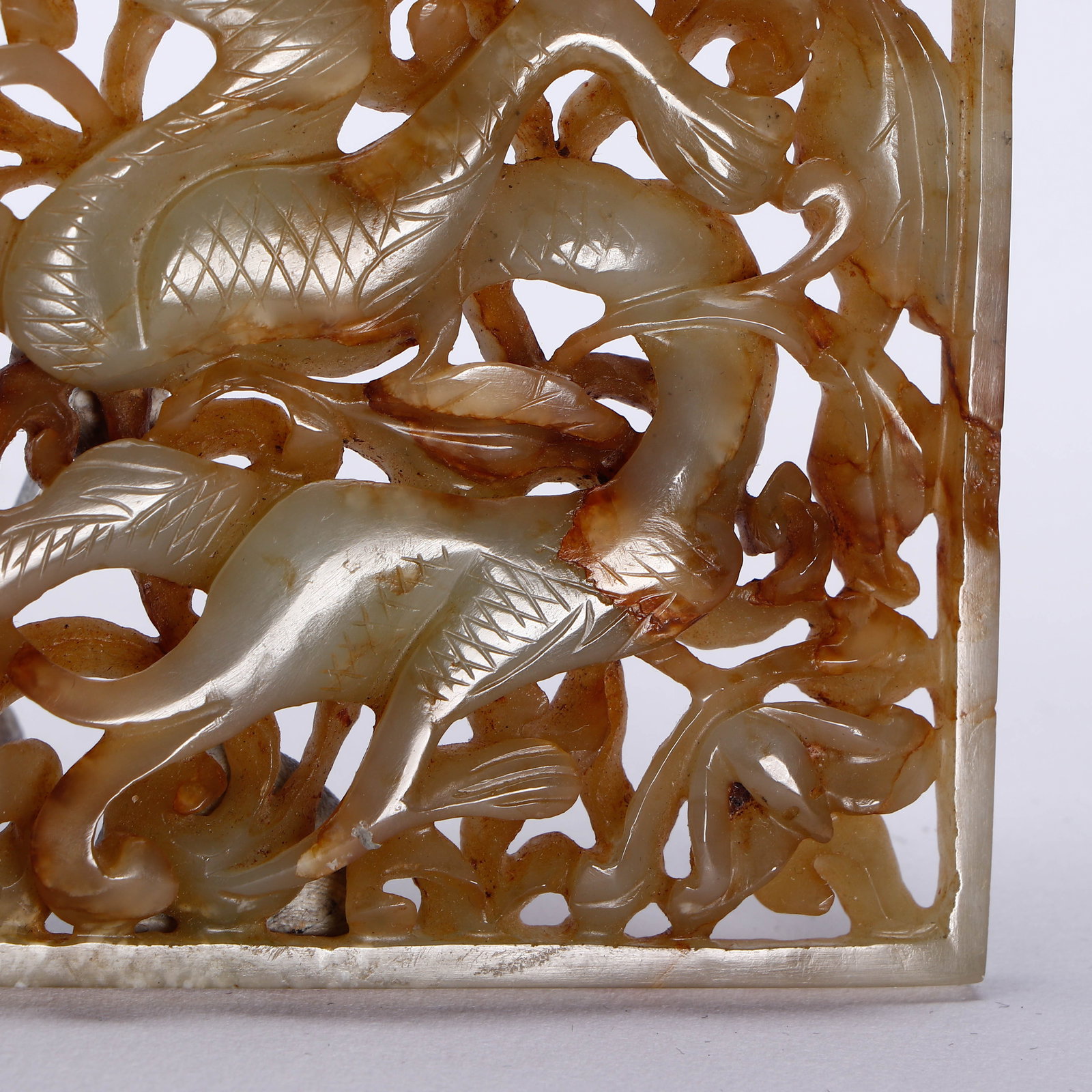 A CHINESE ARCHAIC SQUARE JADE PLAQUE - 4