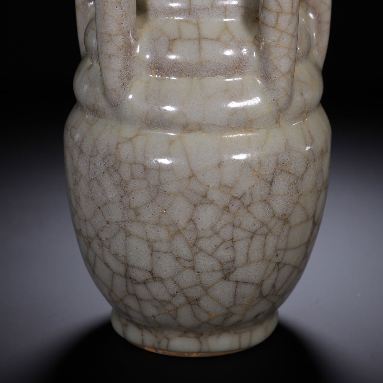 A CHINESE GUAN WARE FIVE-SPOUT VASE - 4