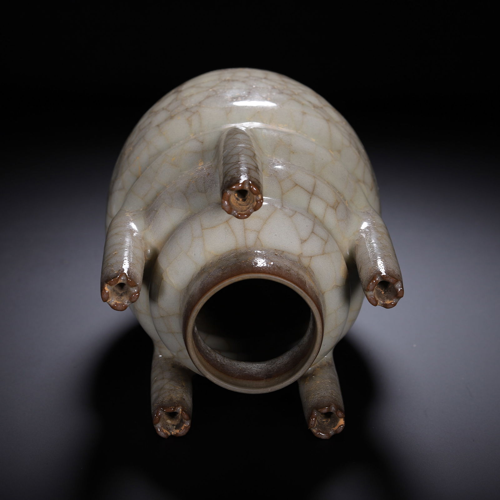 A CHINESE GUAN WARE FIVE-SPOUT VASE - 9