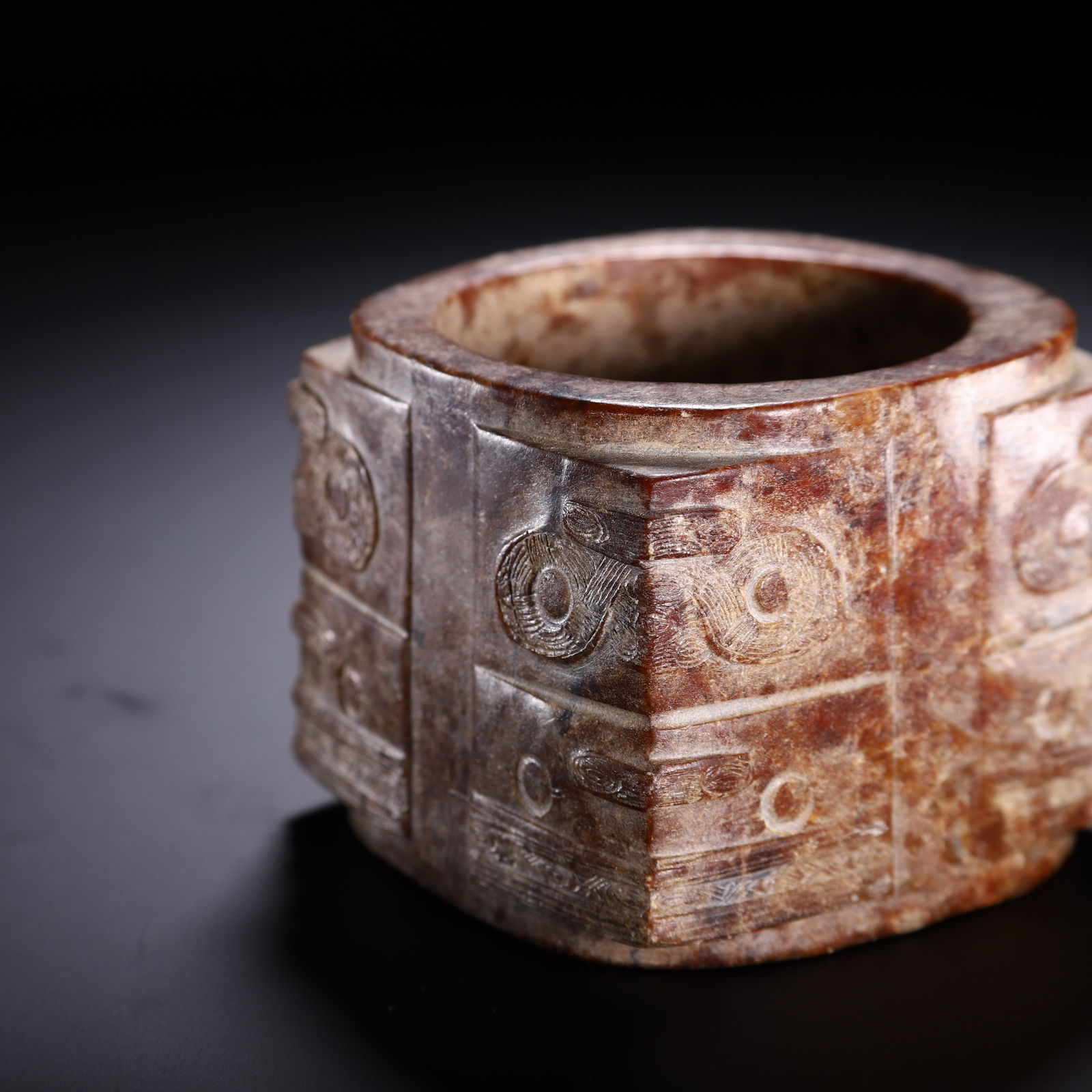 A CHINESE ARCHAIC JADE CONG - 2