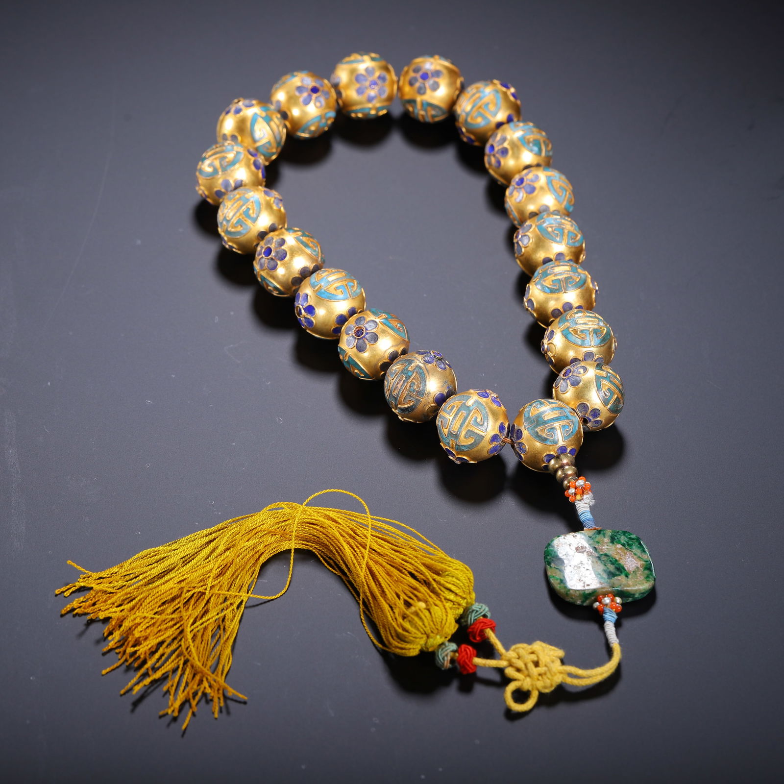 A CHINESE GILT-BRONZE PRAYER BEADS WITH ENAMEL INLAY: A CHINESE GILT-BRONZE PRAYER BEADS WITH ENAMEL INLAY (2cm,Weight 160g)