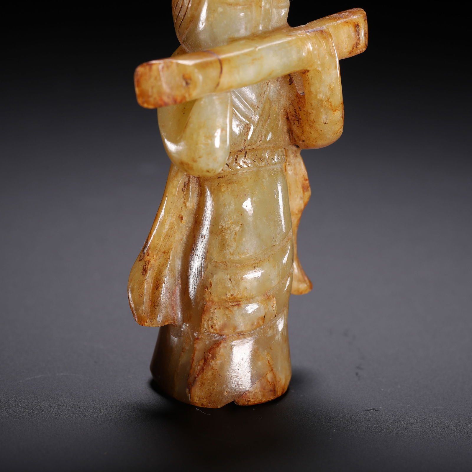 A CHINESE ARCHAIC JADE FIGURE - 7