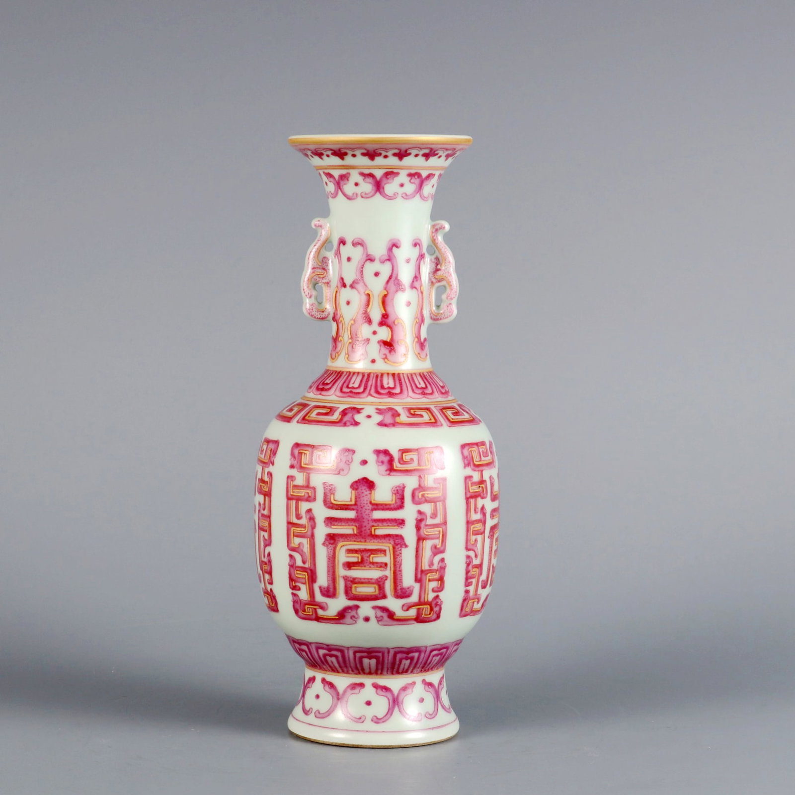 A ROUGE RED COLOR GILT VASE WITH KUI PHOENIX AND TWO EARS: A ROUGE RED COLOR GILT VASE WITH KUI PHOENIX AND TWO EARS H:21.5CM,D:8.5CM