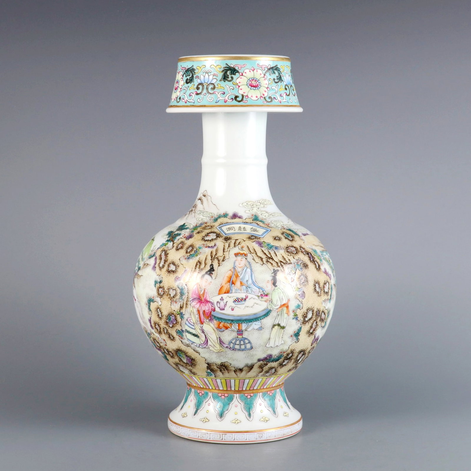 A FAMILLE ROSE VASE WITH JOURNEY TO THE WEST SPIDER CAVE PATTERN: A FAMILLE ROSE VASE WITH JOURNEY TO THE WEST SPIDER CAVE PATTERN H:32.8CM,D:16.5CM