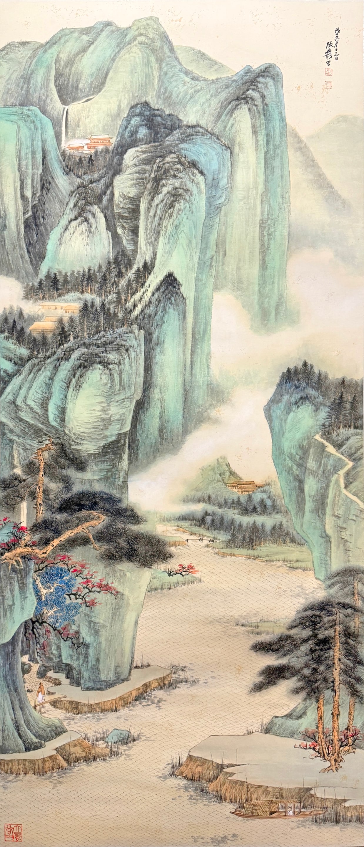 A CHINESE HAND PAINTING WITH THE MARK OF ZHANG DAQIAN: A CHINESE HAND PAINTING WITH THE MARK OF ZHANG DAQIAN 138*59CM