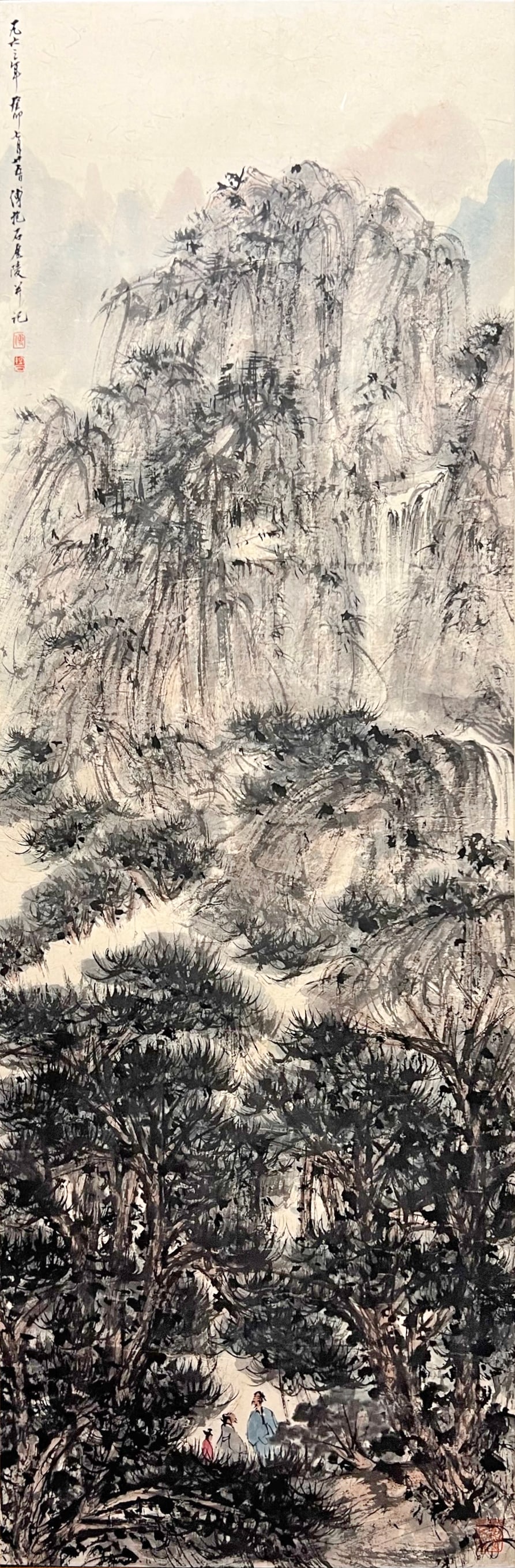 A CHINESE HAND PAINTING WITH THE MARK OF FU BAOSHI: A CHINESE HAND PAINTING WITH THE MARK OF FU BAOSHI 180*47CM
