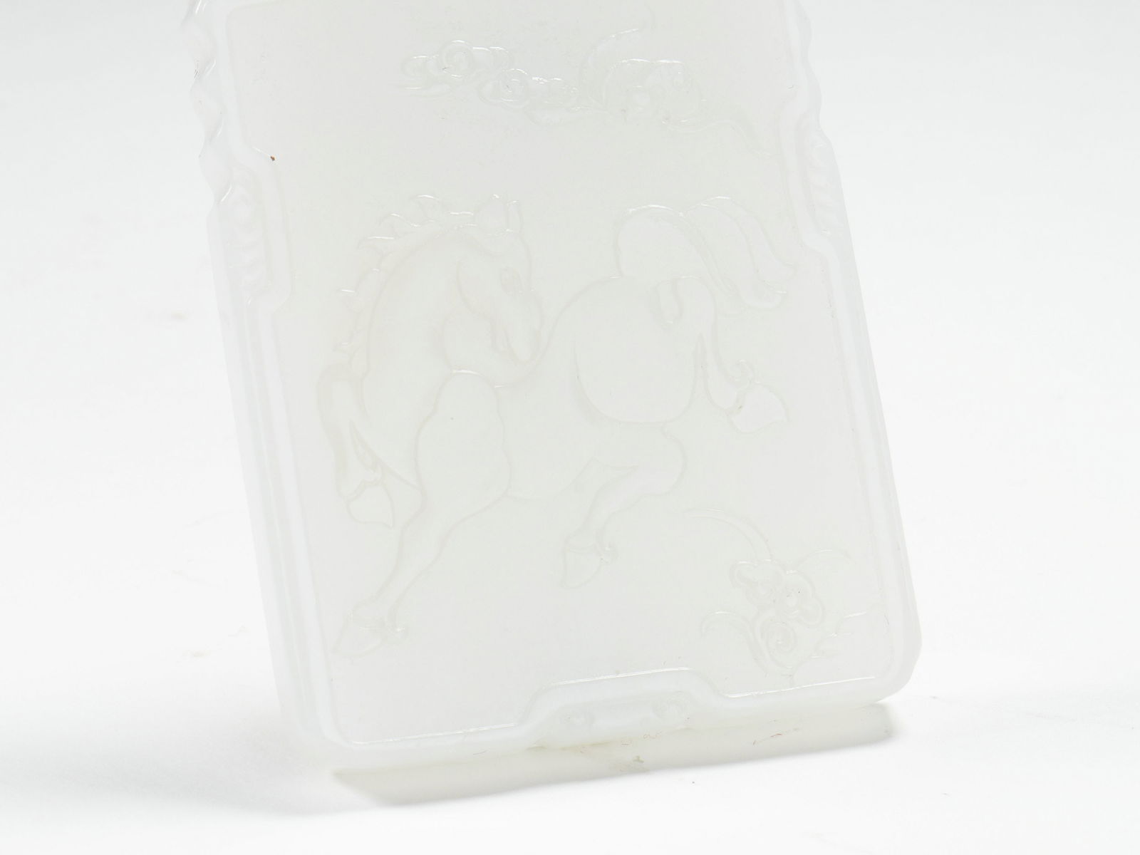 A HETIAN WHITE JADE PLAQUE WITH TWO HORSES PATTERN - 2