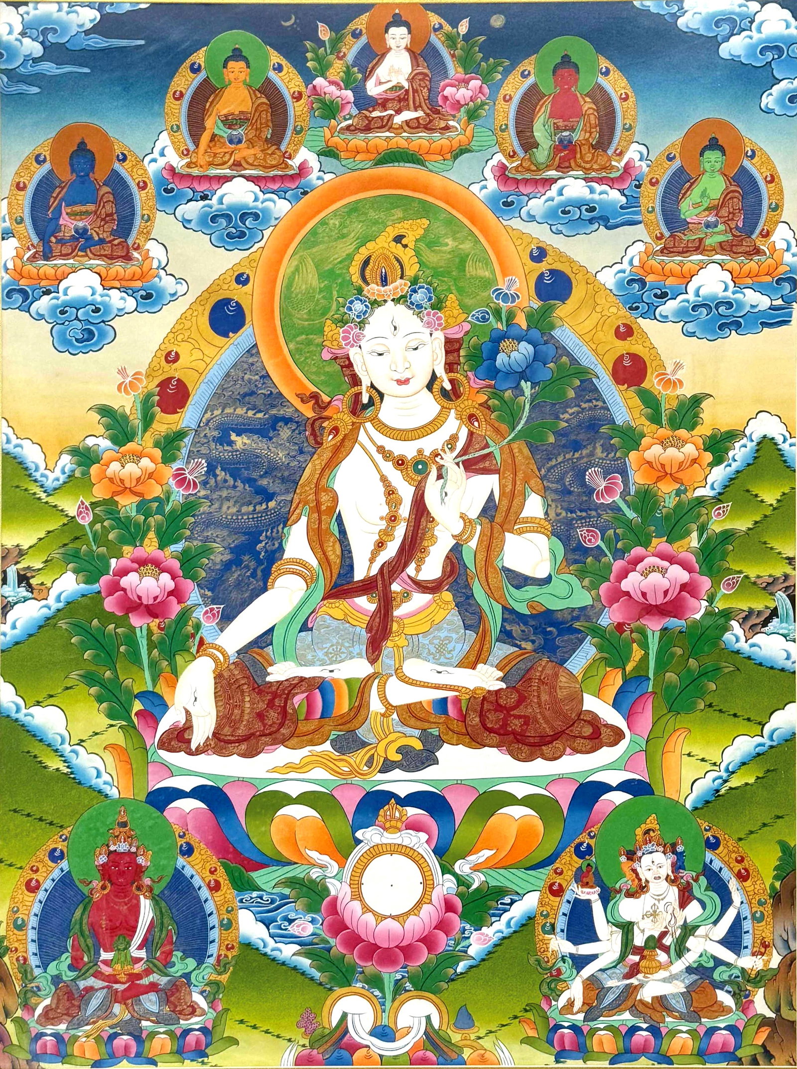 A THANGKA DEPICTING WHITE TARA: A THANGKA DEPICTING WHITE TARA 98*73CM