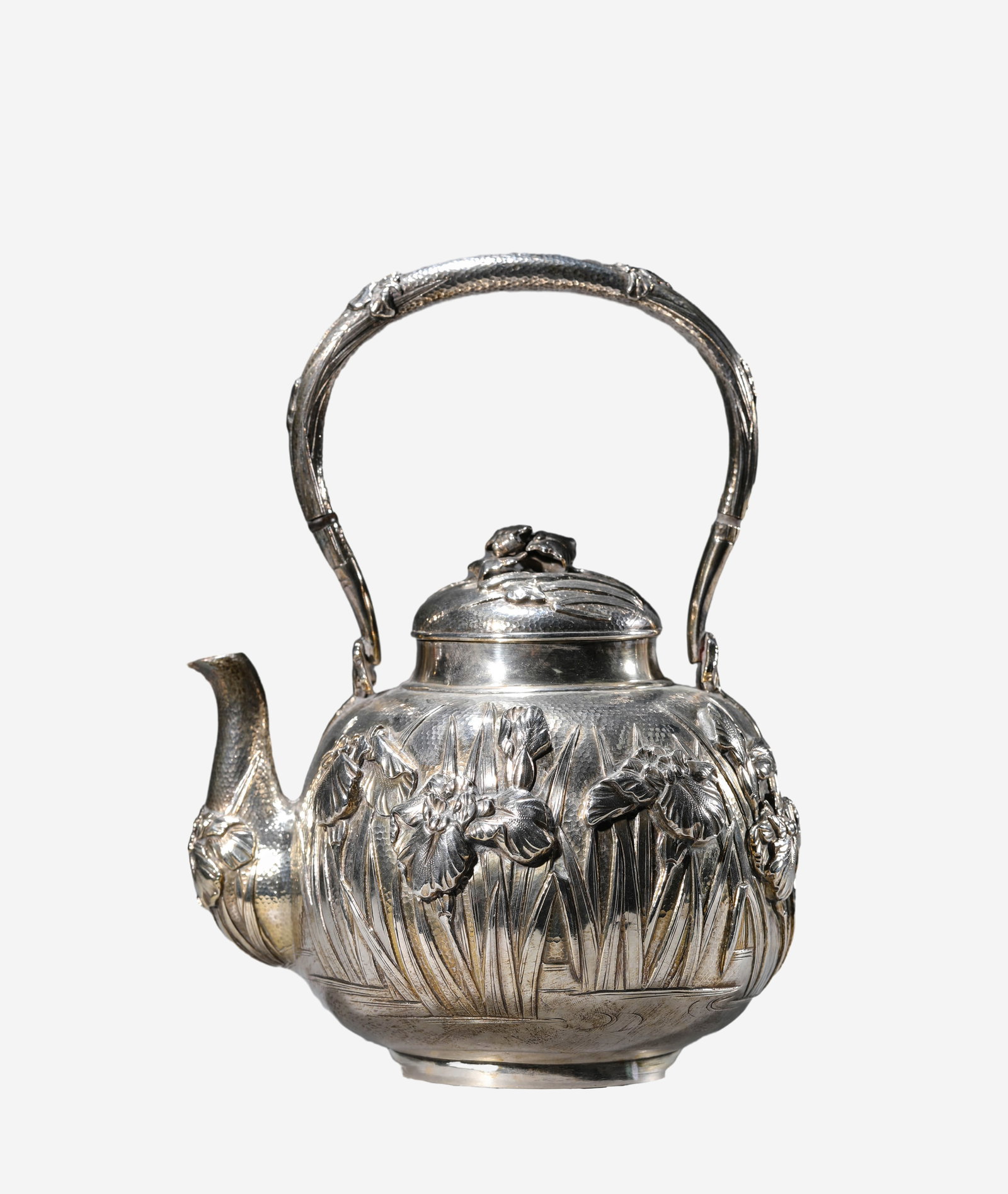 A Three-Piece Silver Teapot Set - 5