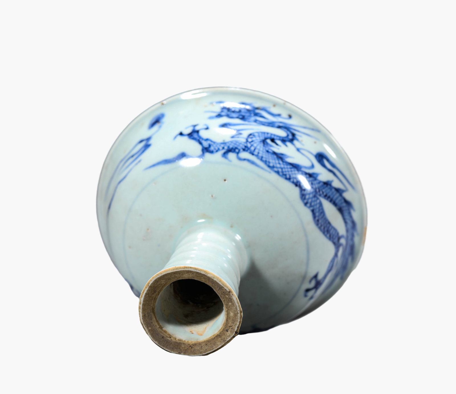 A Blue and White 'Dragon' Stem Cup - 4