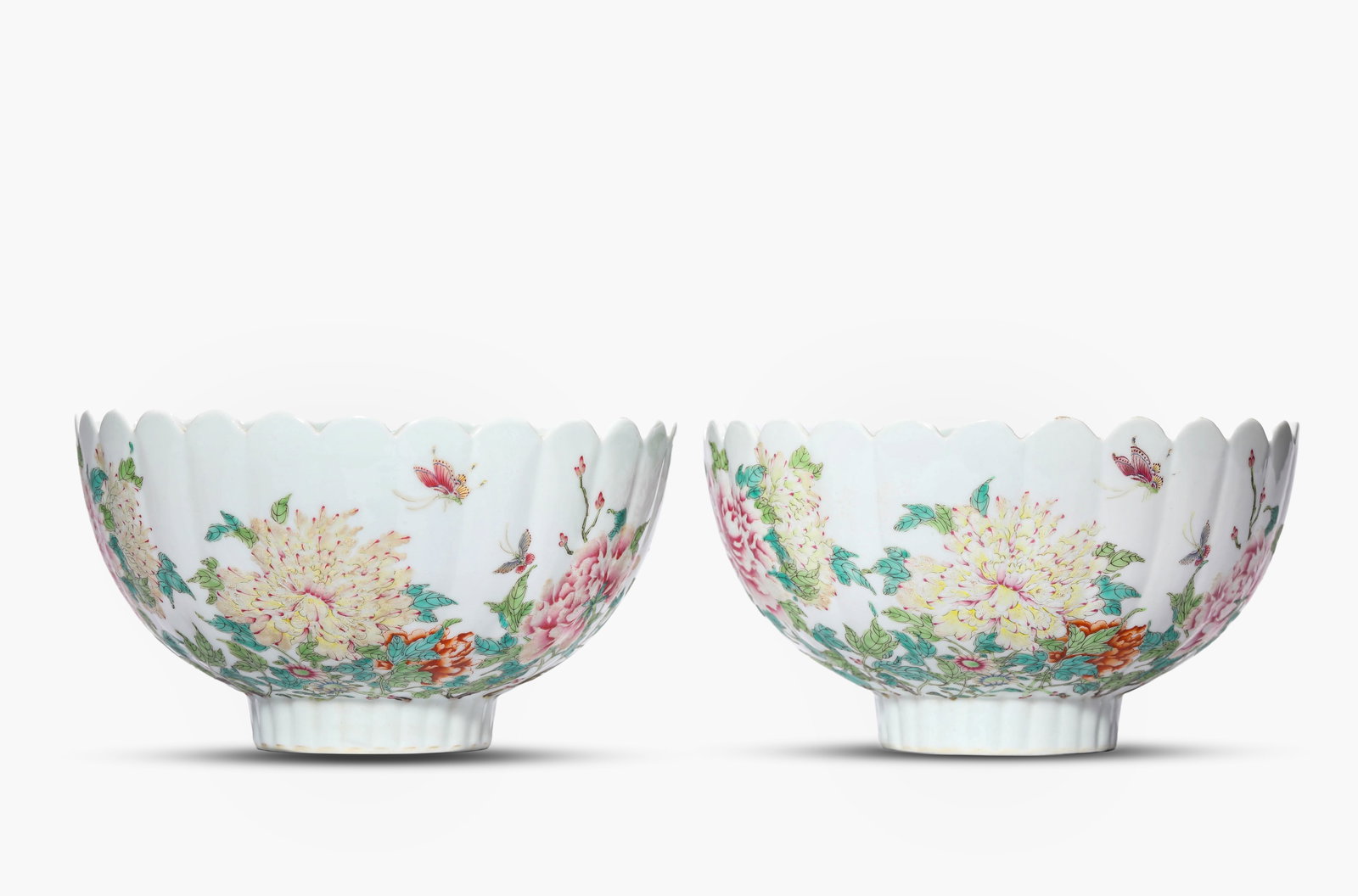 A Famille-Rose 'Floral' Melon-Lobed Bowl (1 of 5)