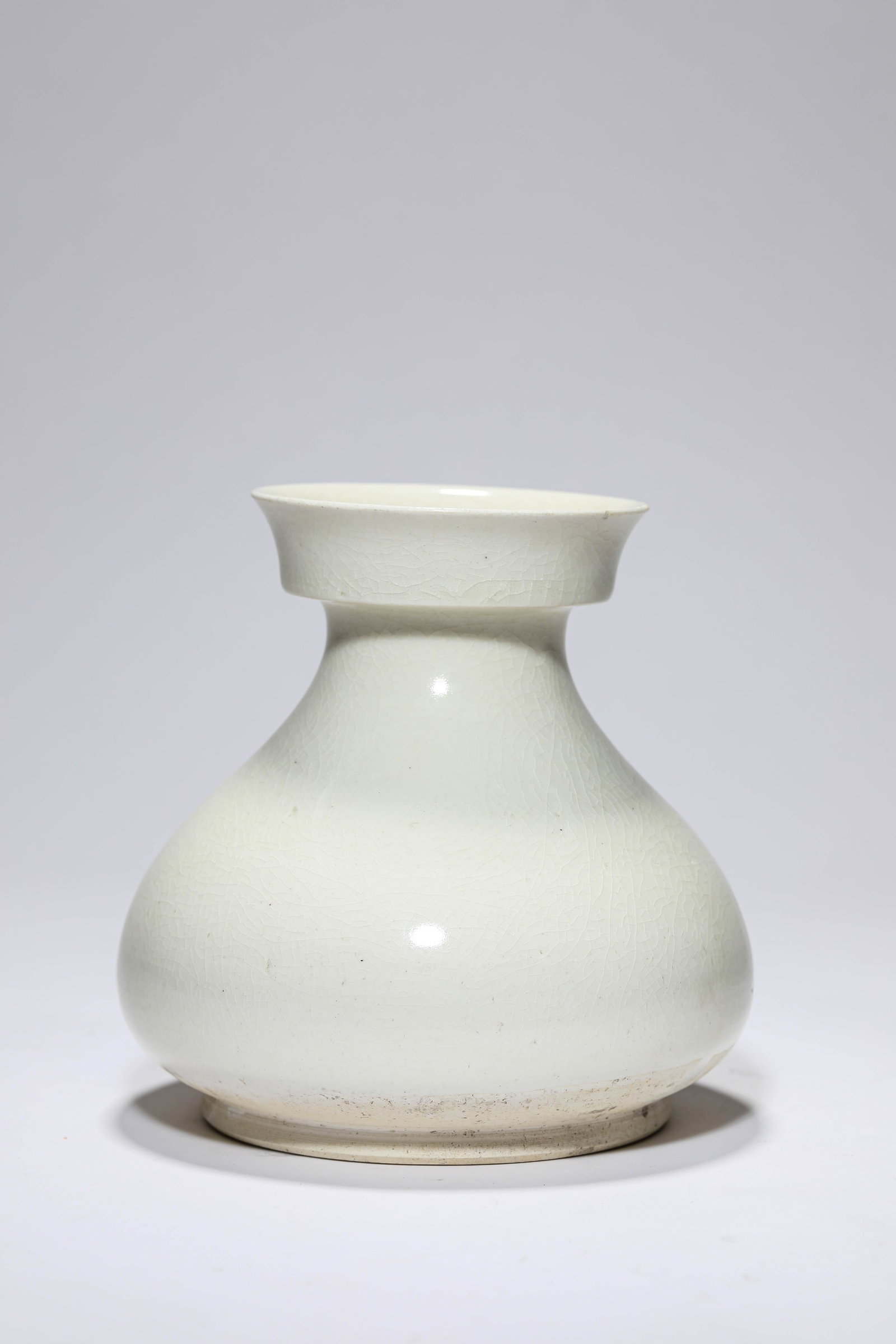 A White Porcelain Vase - 2