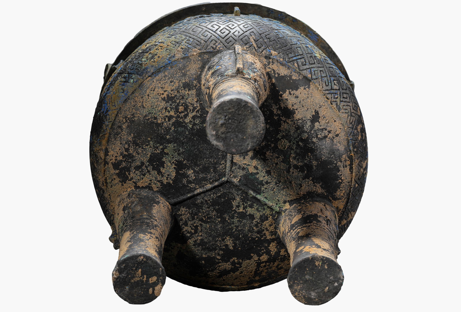 A Bronze 'Interlocking Pattern' Tripod Ding - 3