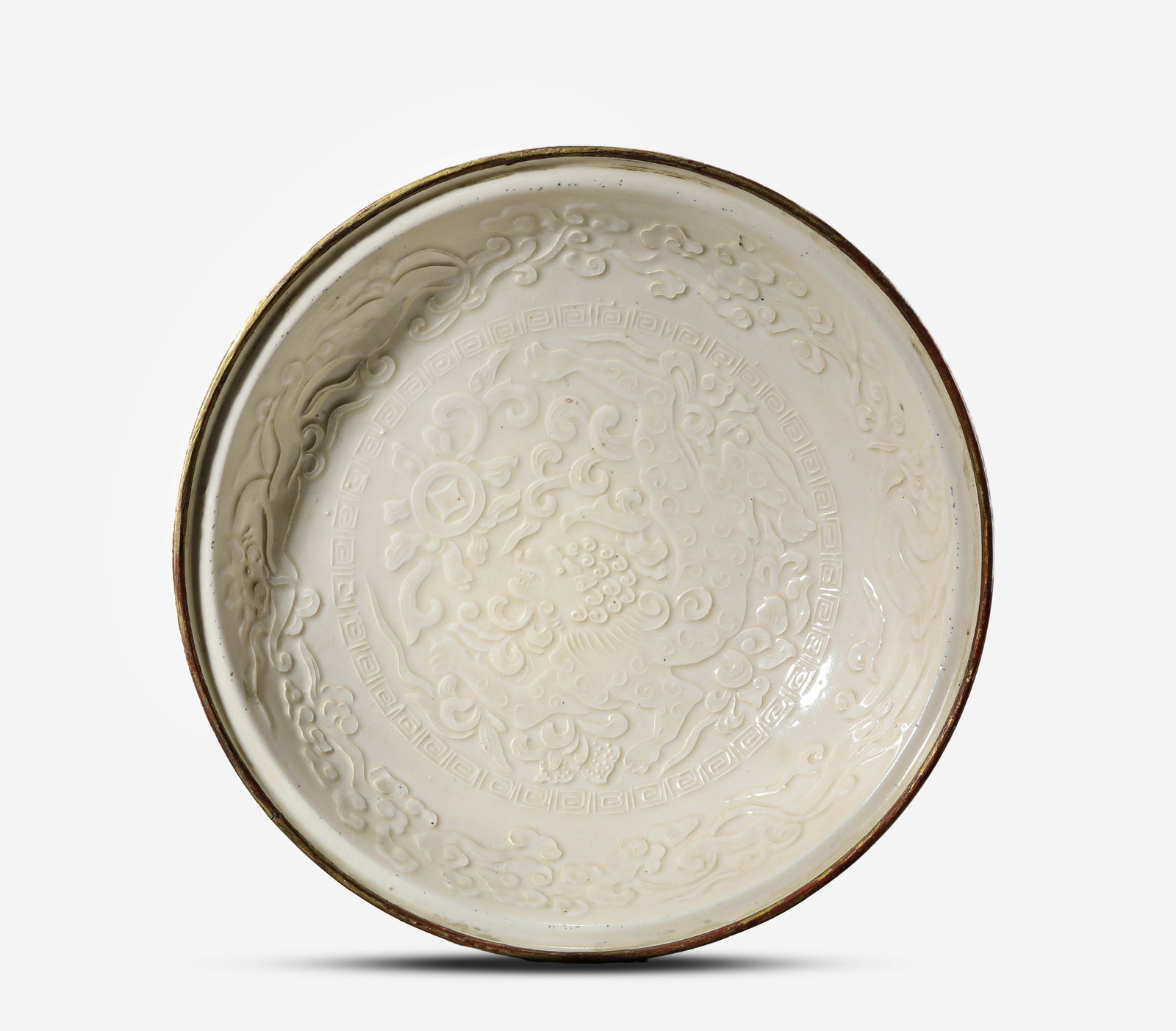 A Ding-Type 'Carved Beast' Dish: A Ding-Type 'Carved Beast' Dish (21.5 x 5cm)