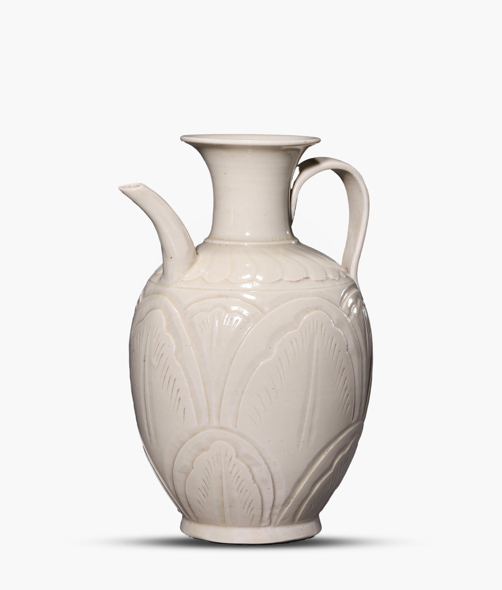 A Ding-Type Ewer: A Ding-Type Ewer (13.5 x 11.6 x 18.8cm)