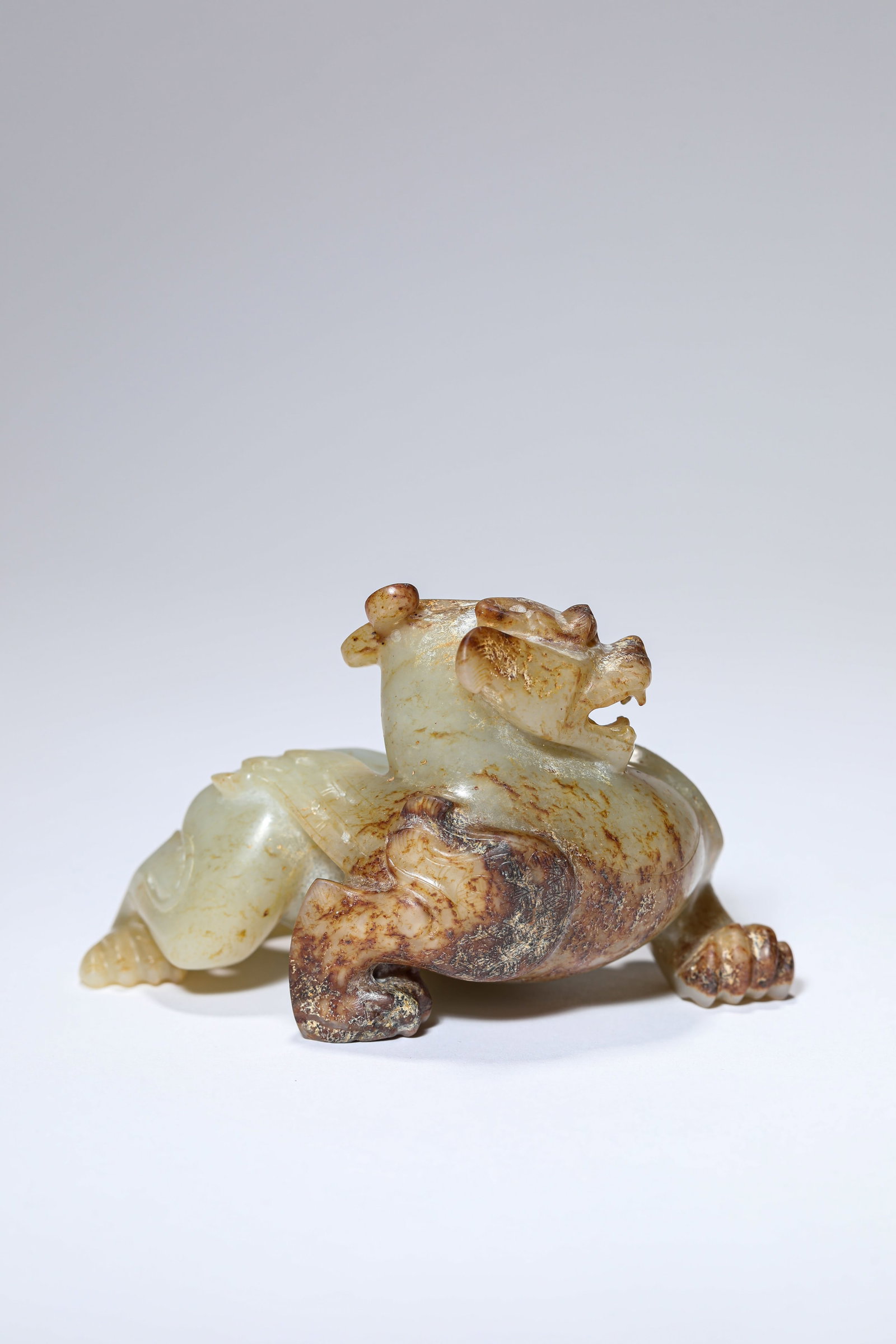 A Jade 'Chi-Dragon' Ornament - 2