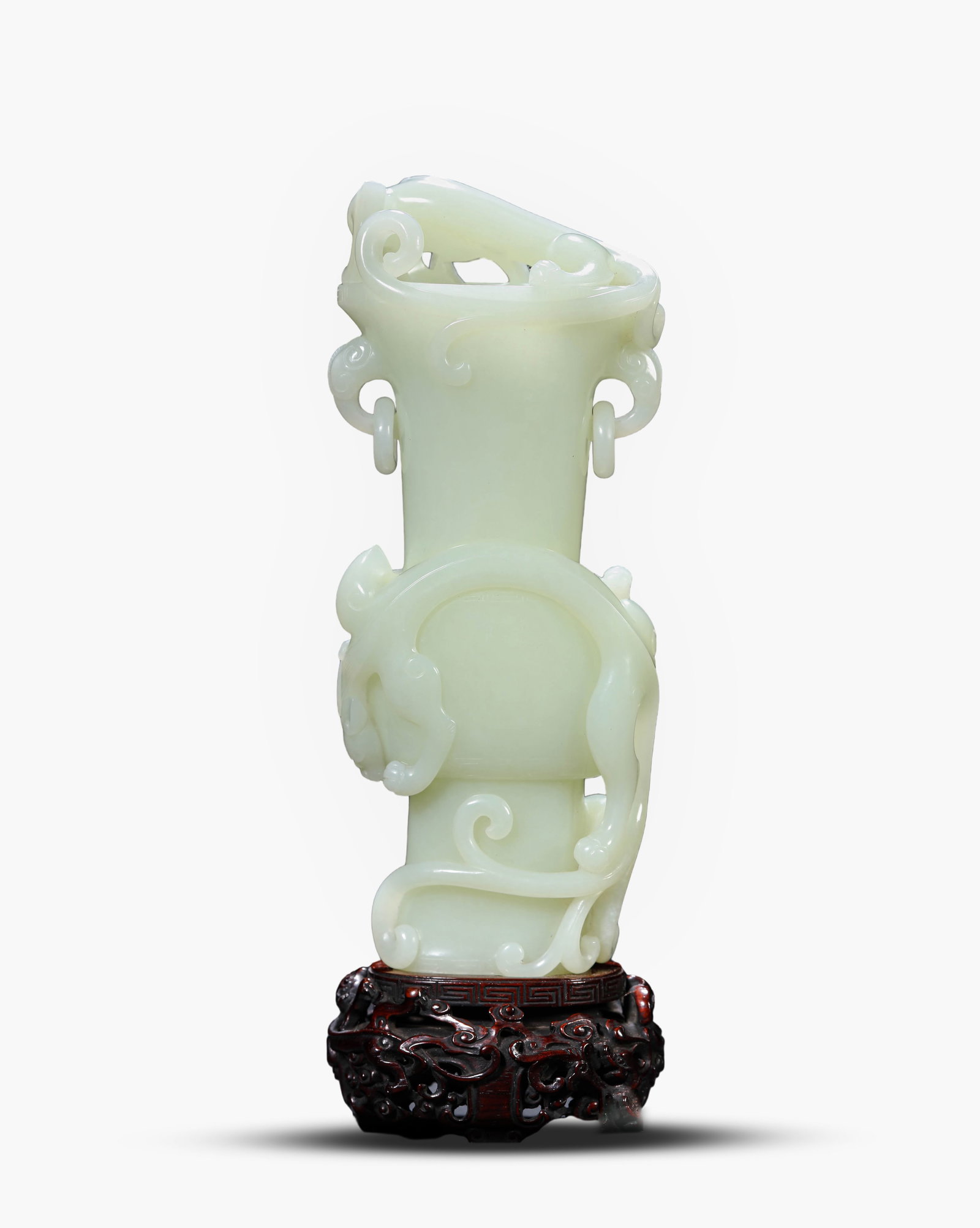 A Jade 'Chi-Dragon' Vase - 2